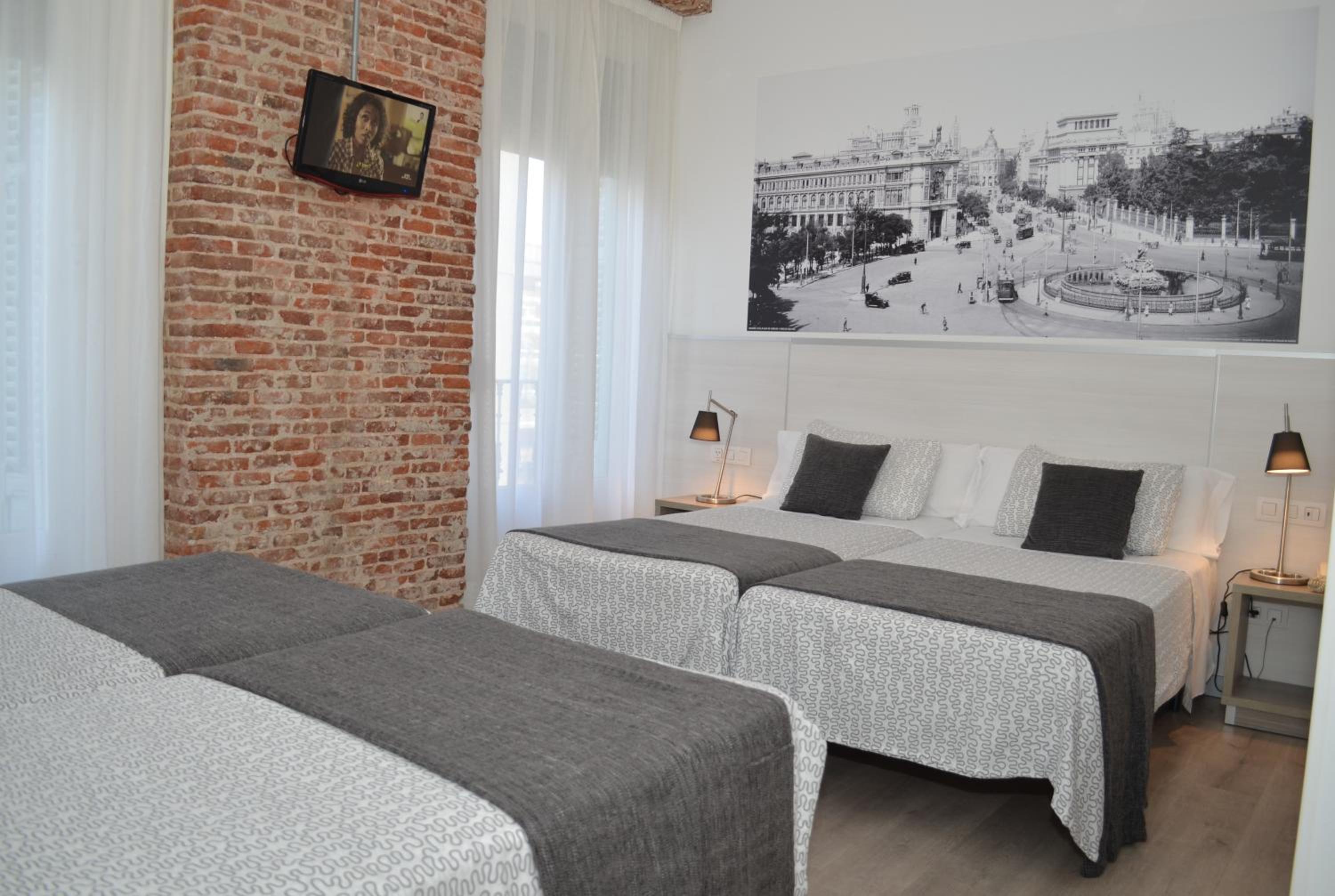 Quadruple Room (4 Adults)