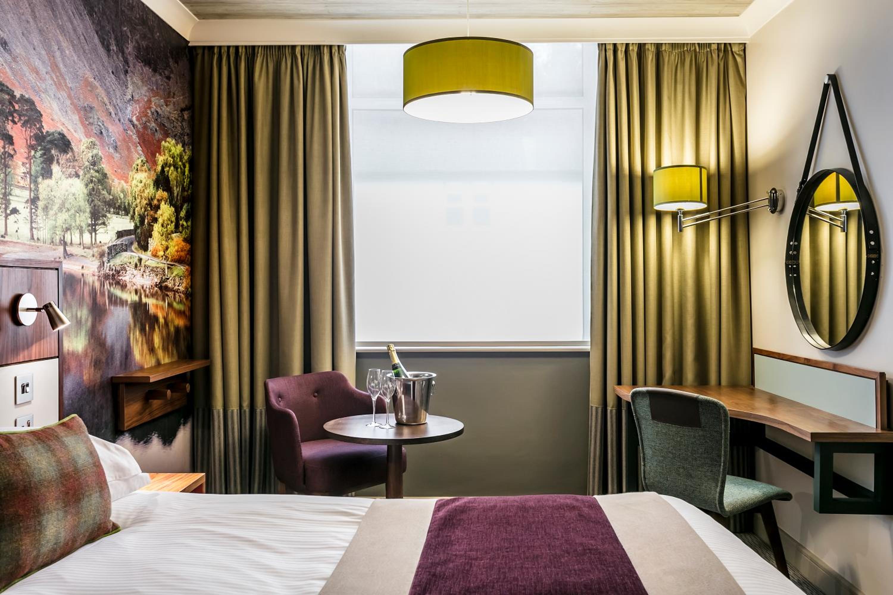 Standard Twin Room - Non-Smoking - Photo 8