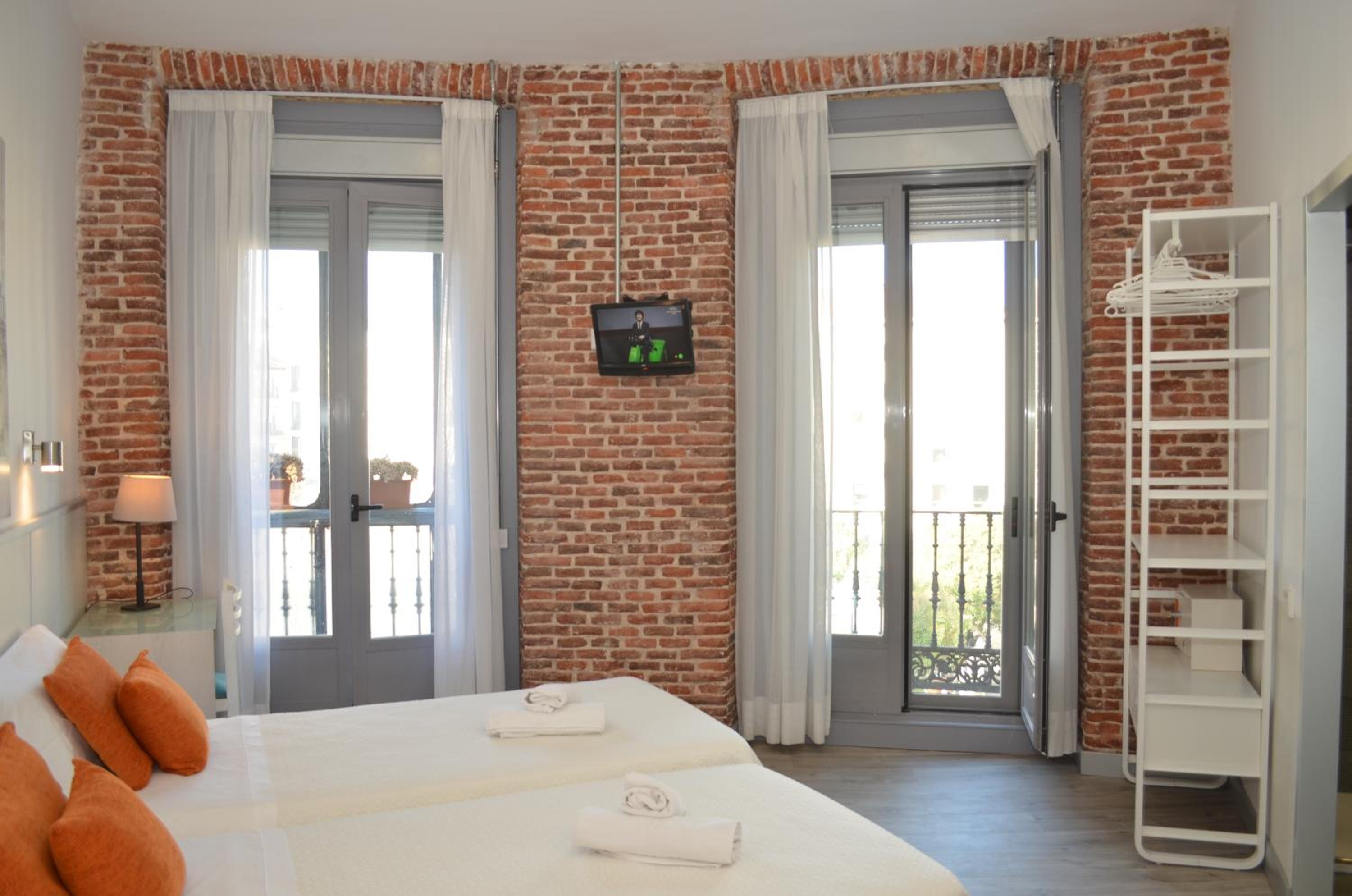 Double or Twin Room with City View