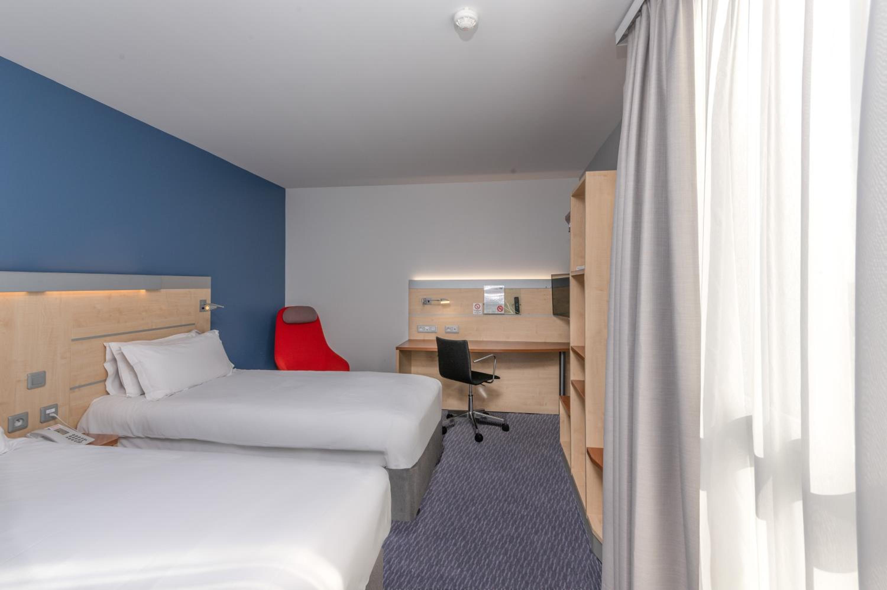 Standard Twin Room - Free Breakfast - Photo 1