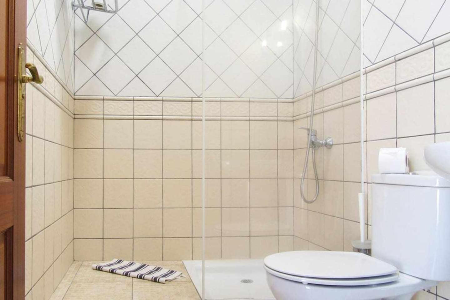 Two-Bedroom Villa (4 Adults) photo 3