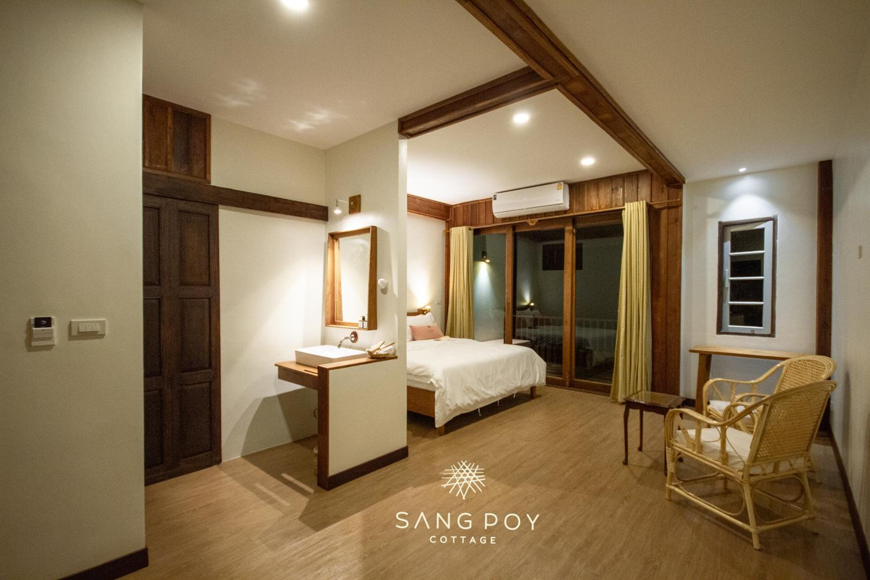 Deluxe Double Room - Photo 1