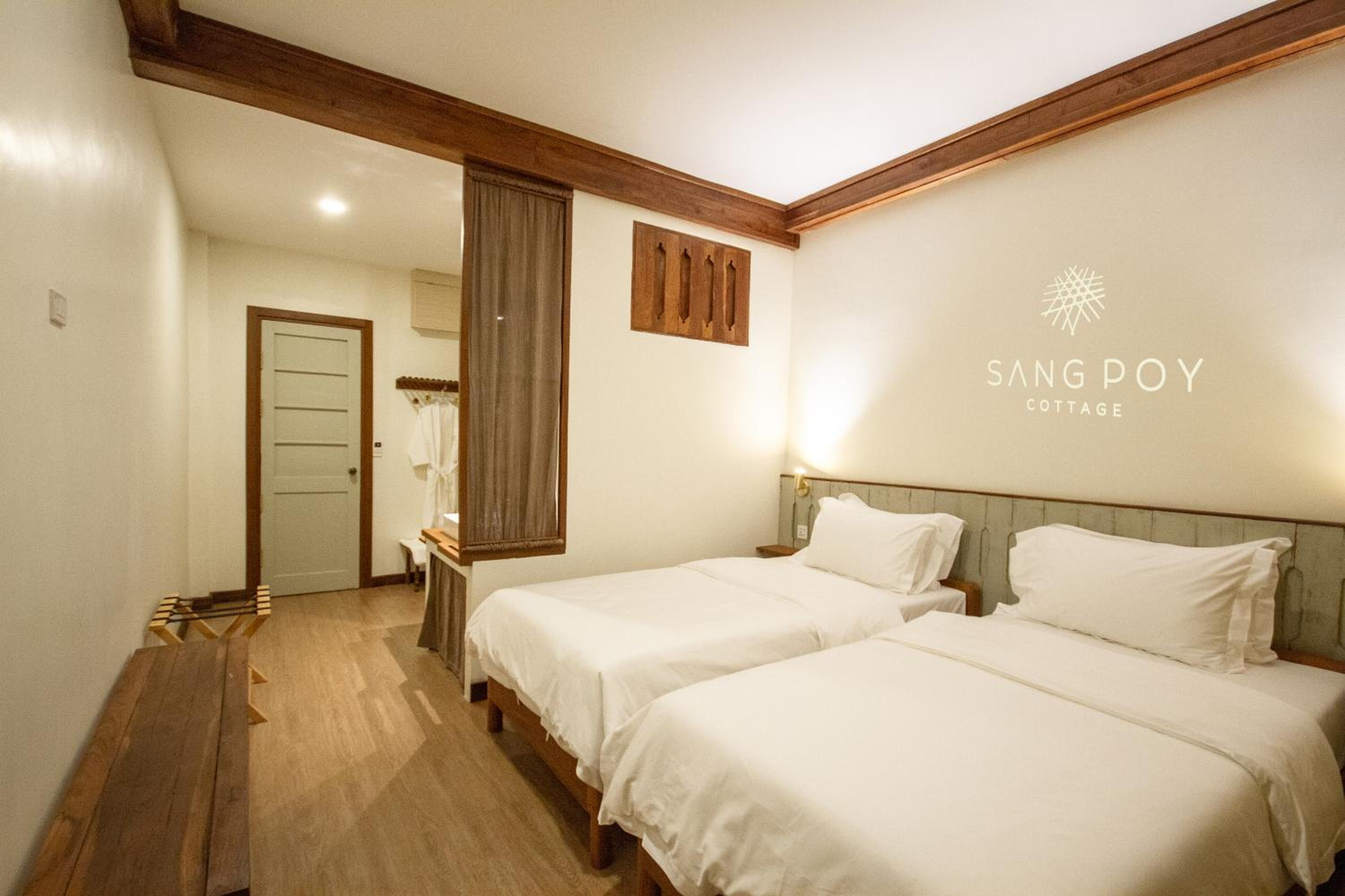 Superior Twin Room - Photo 6