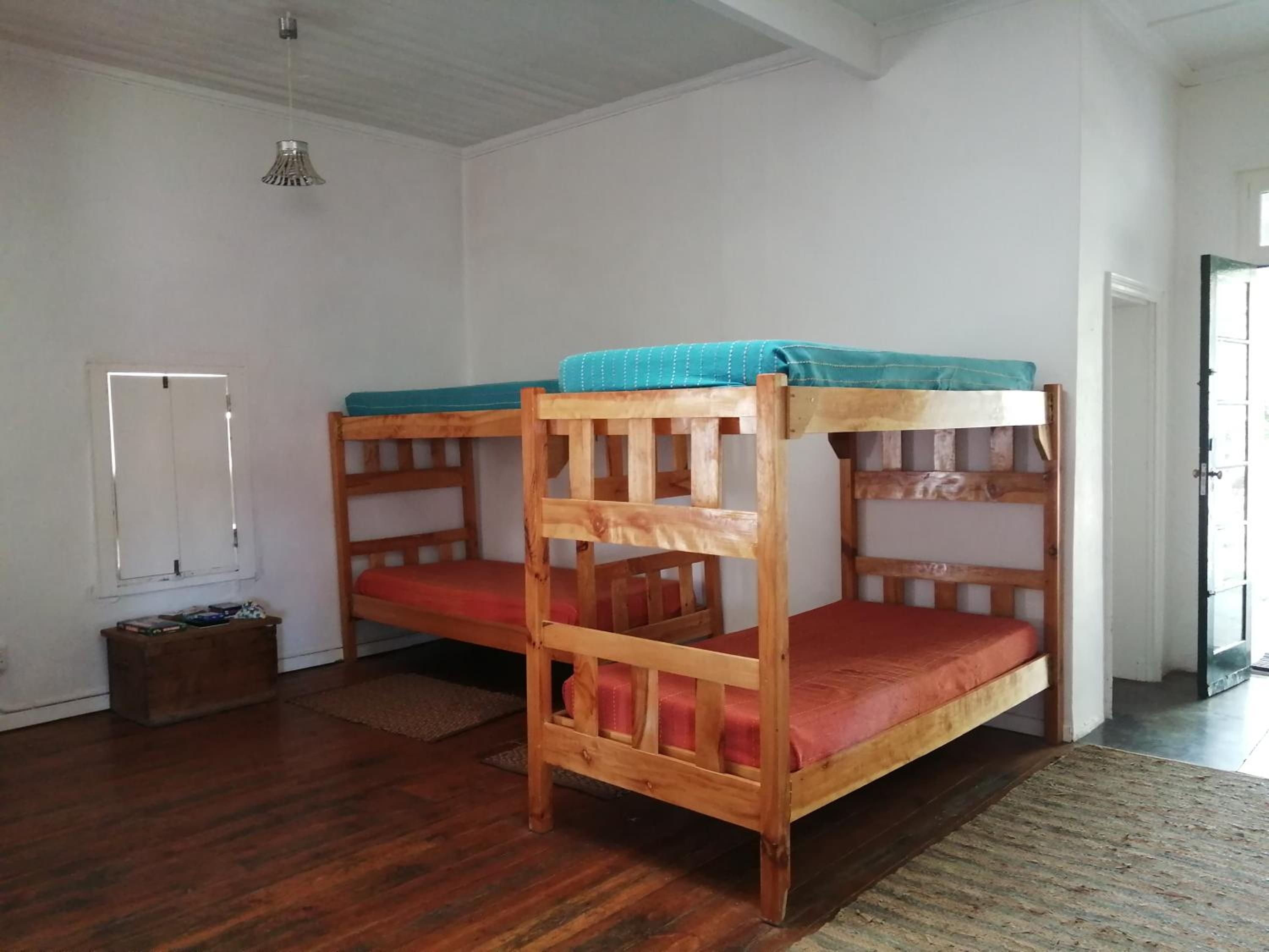 Three-Bedroom House - Photo 5