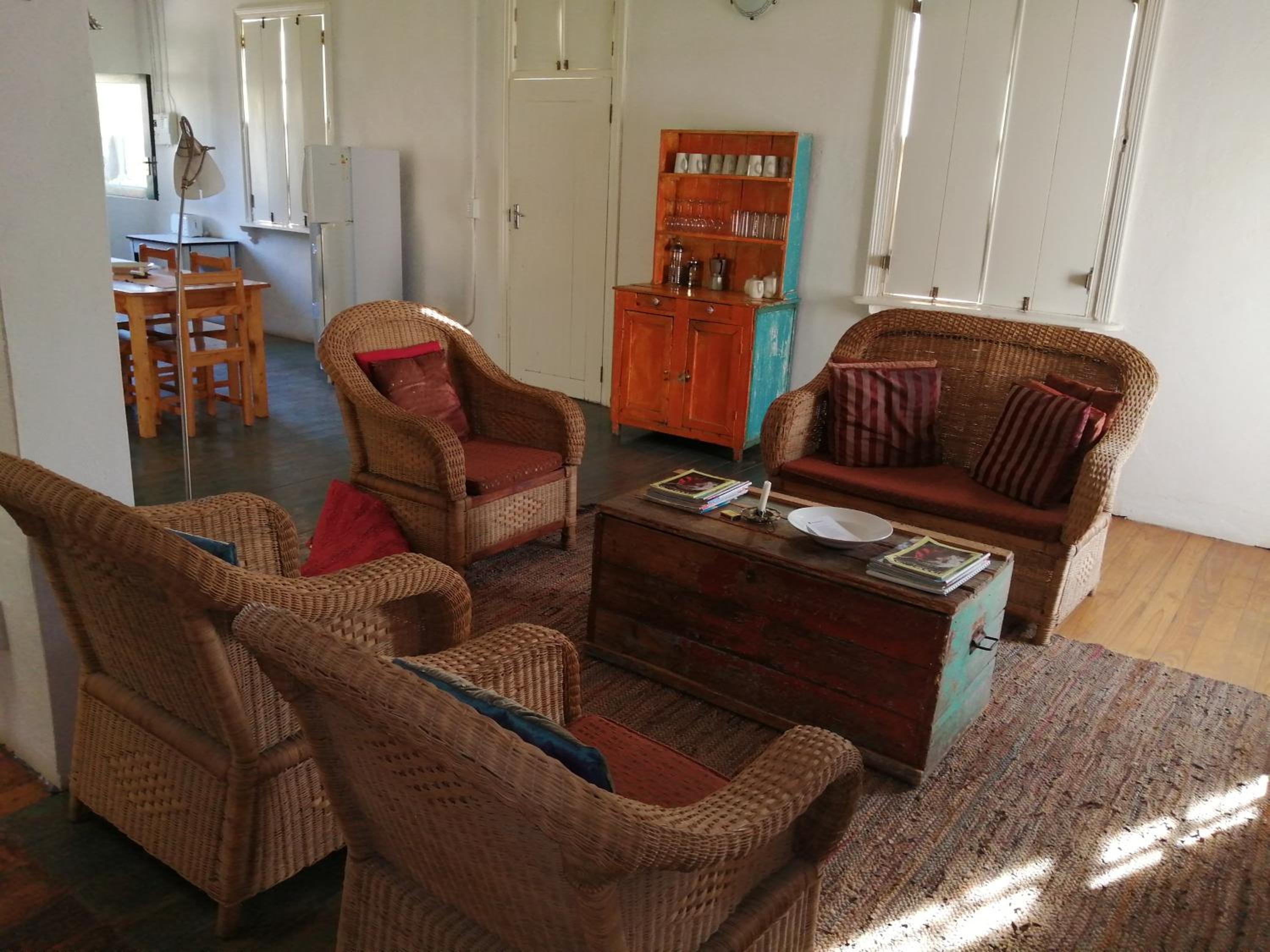 Three-Bedroom House - Photo 6