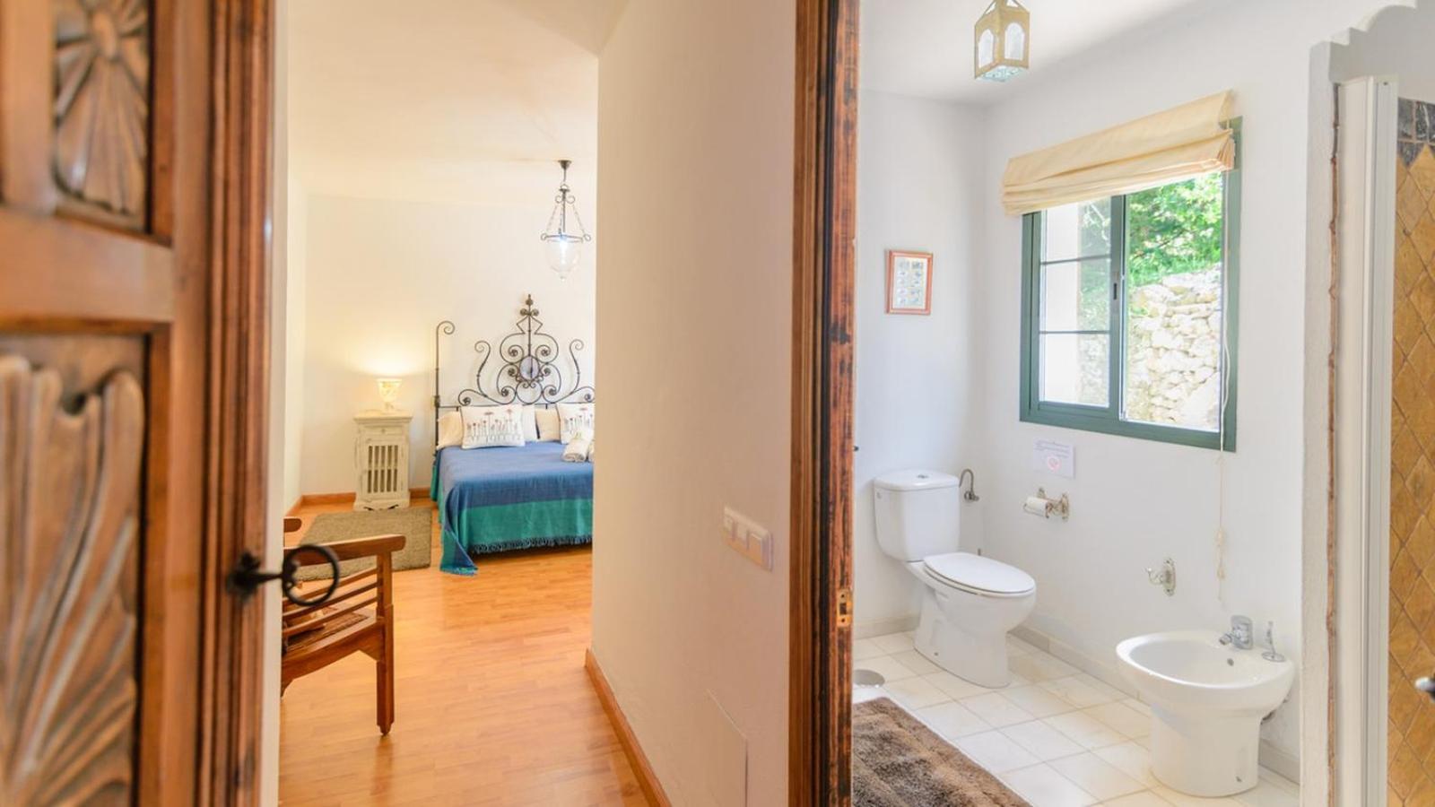 Three-Bedroom Villa photo 2