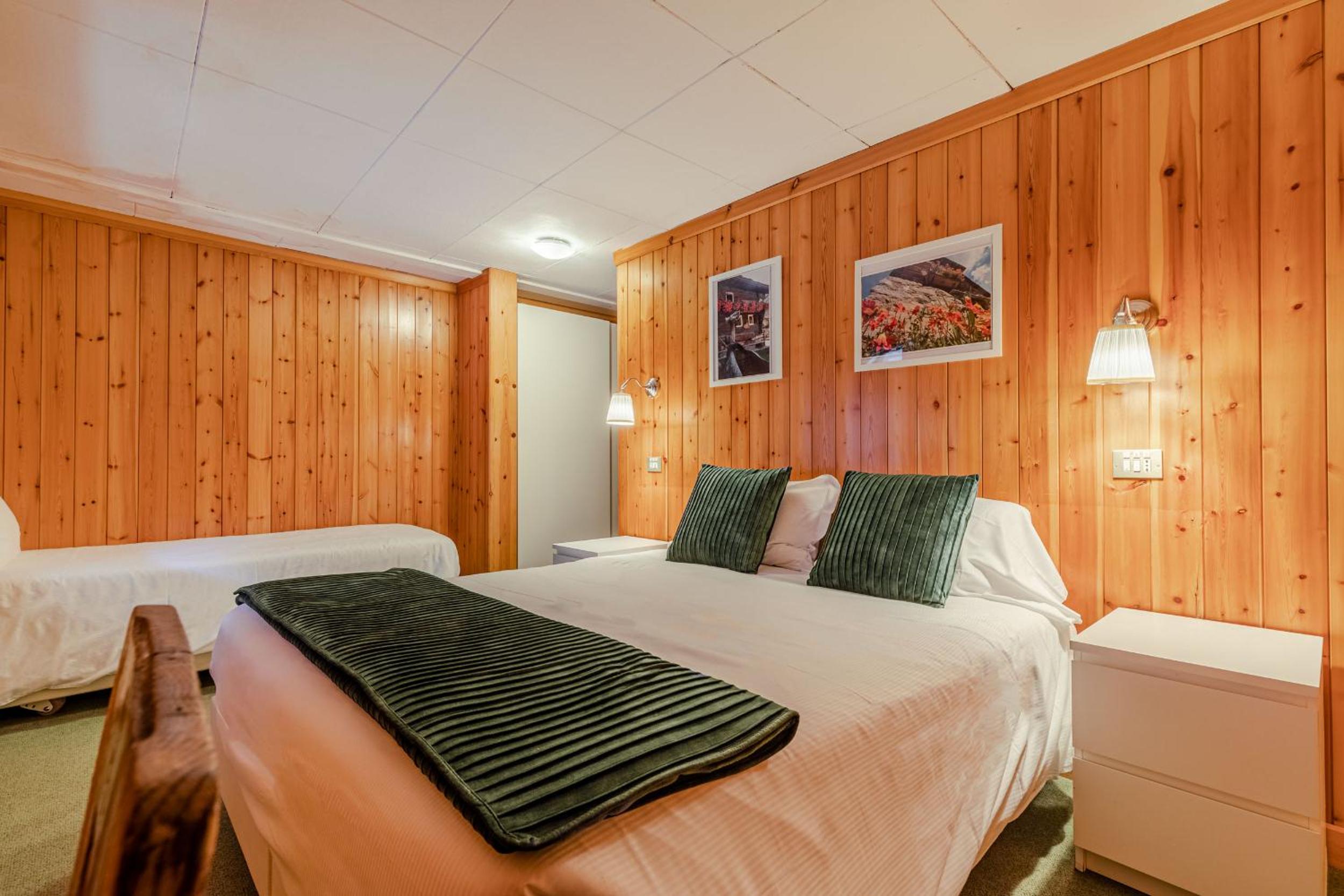 Standard Triple Room - Photo 1