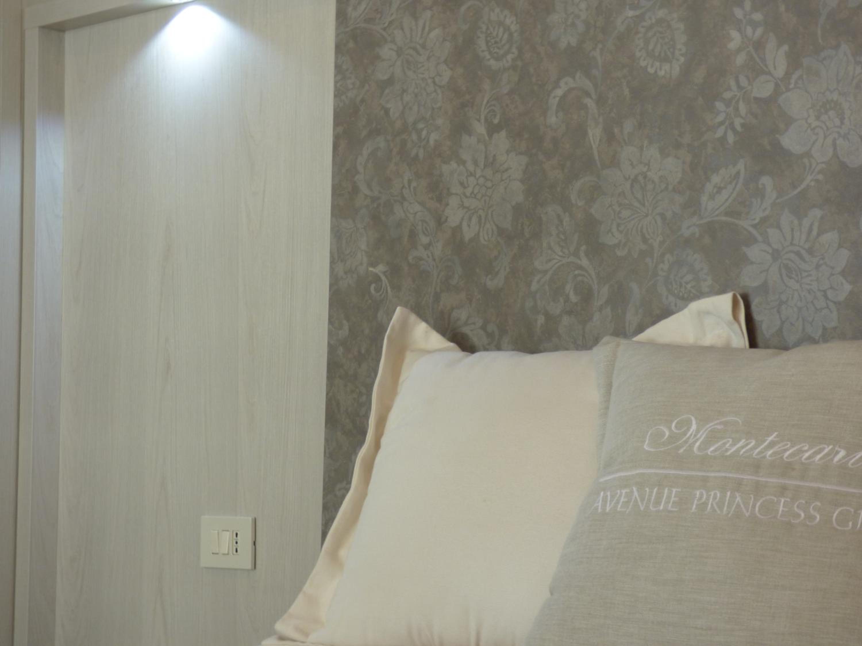 Standard Double Room - Photo 20