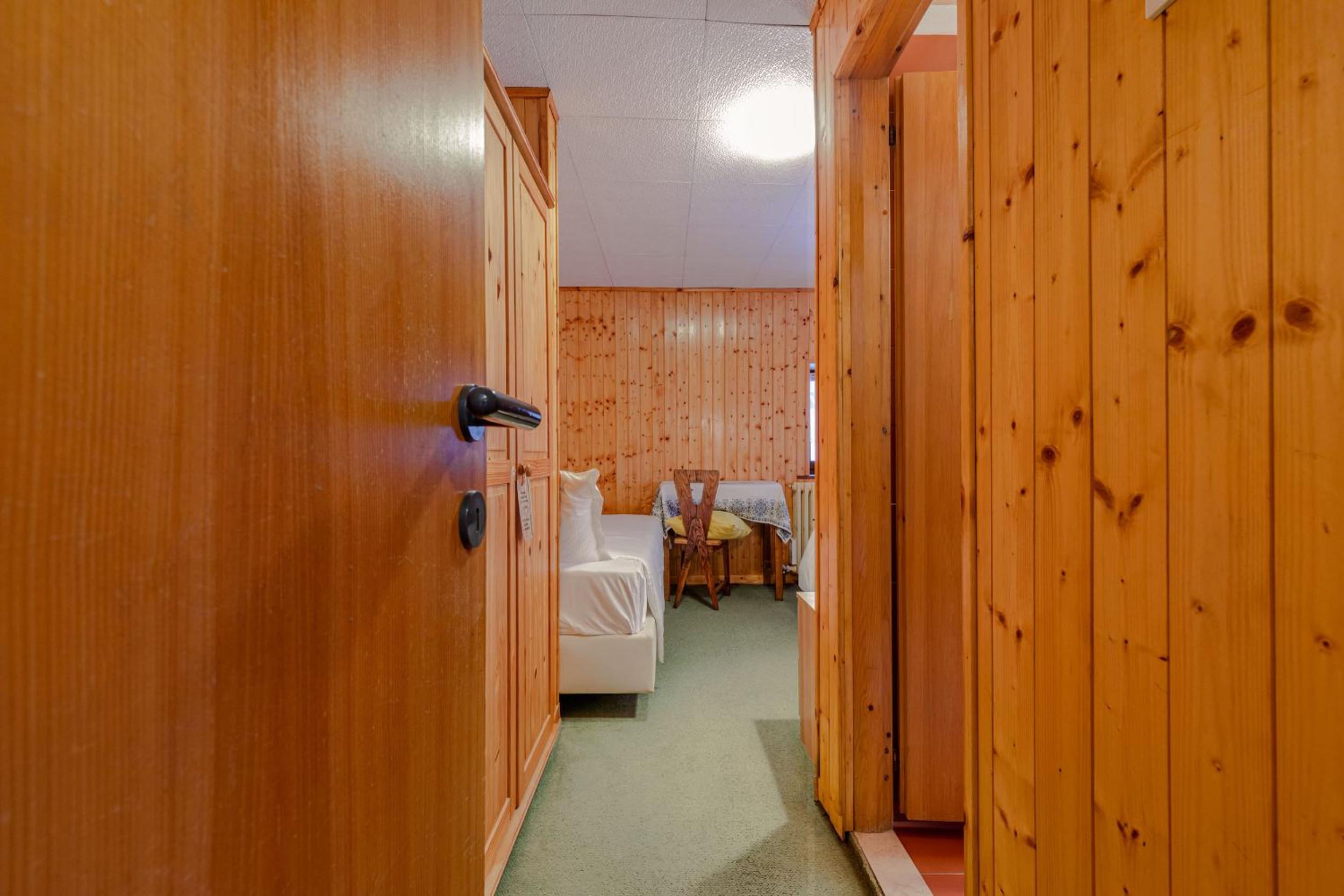 Comfort Double Room with Mountain View - Photo 5
