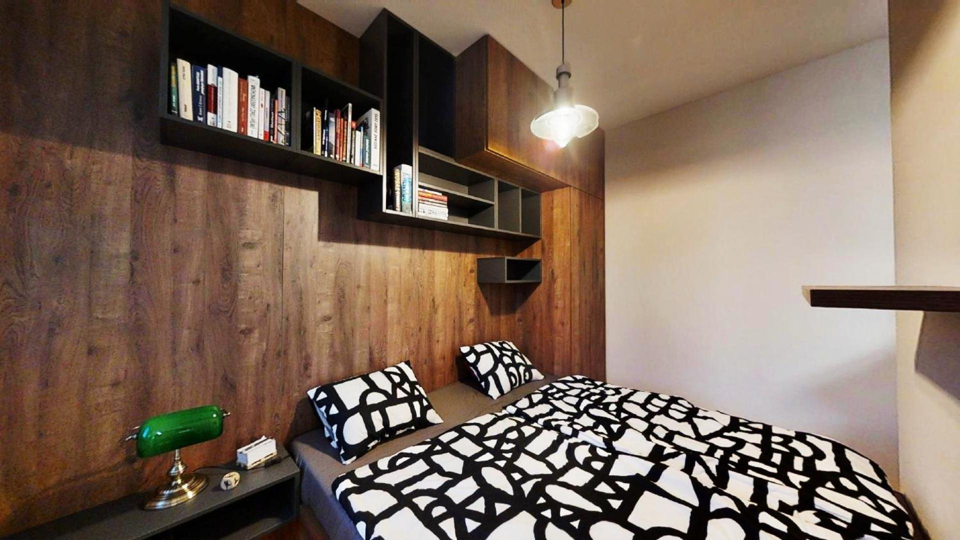 One-Bedroom Apartment - Photo 13