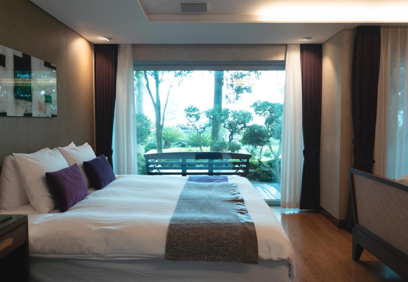Royal Suite - Photo 1
