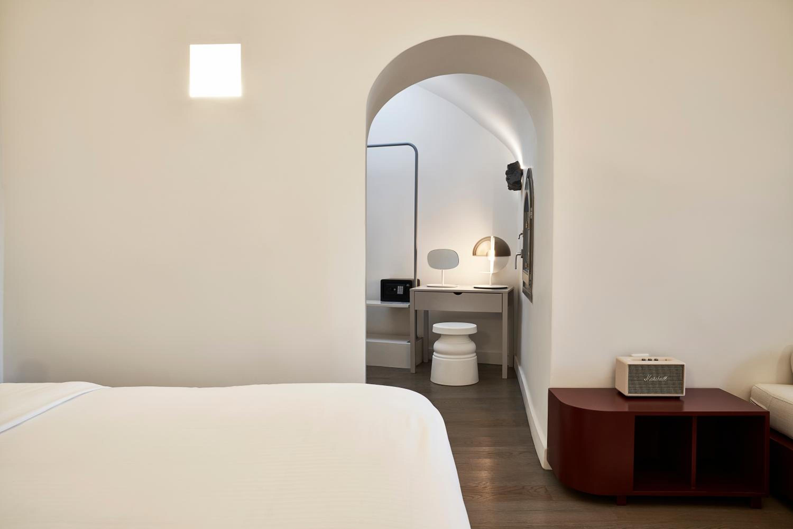 Junior Suite with Sea View - Photo 13