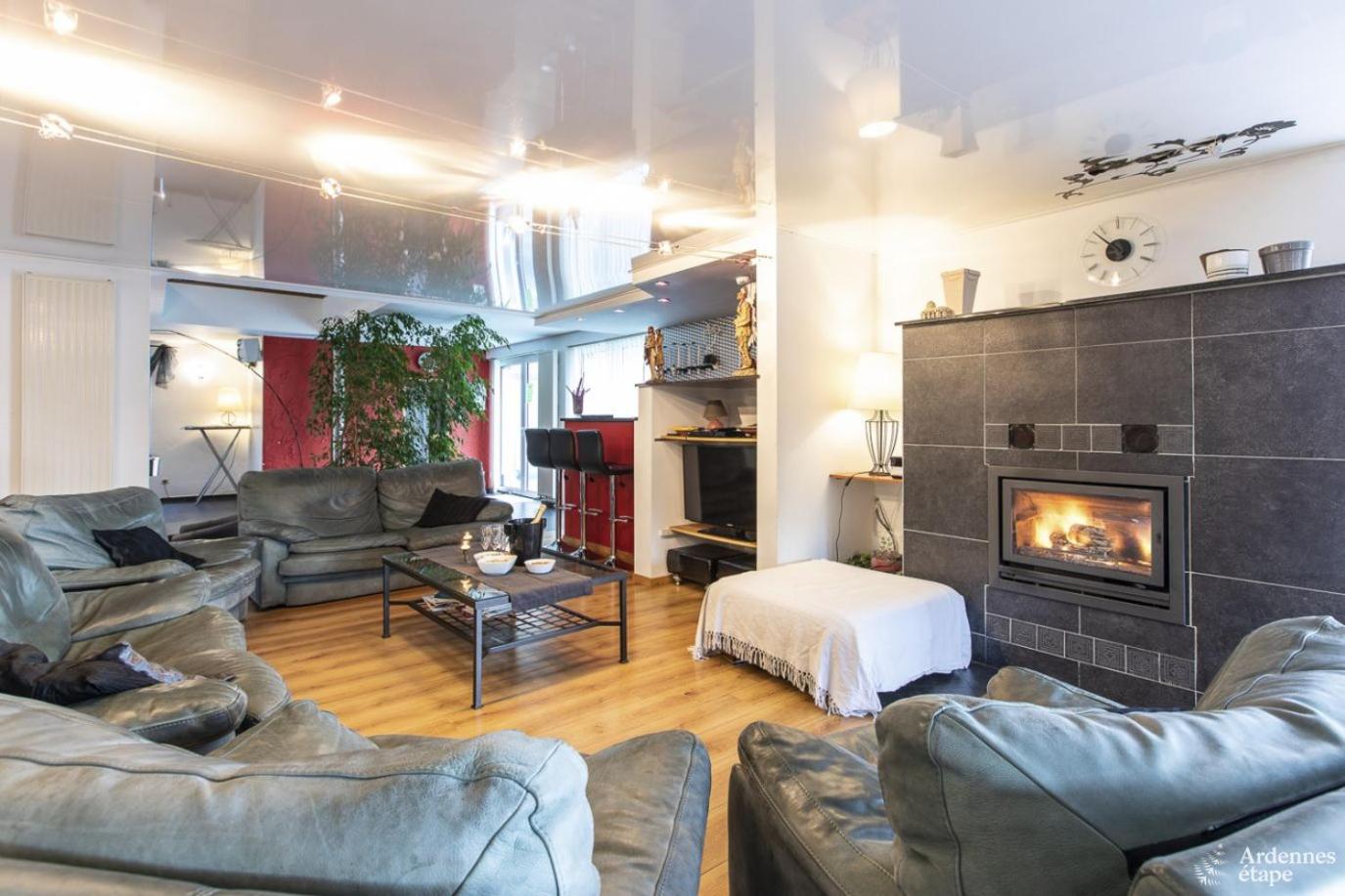 Three-Bedroom House photo 3