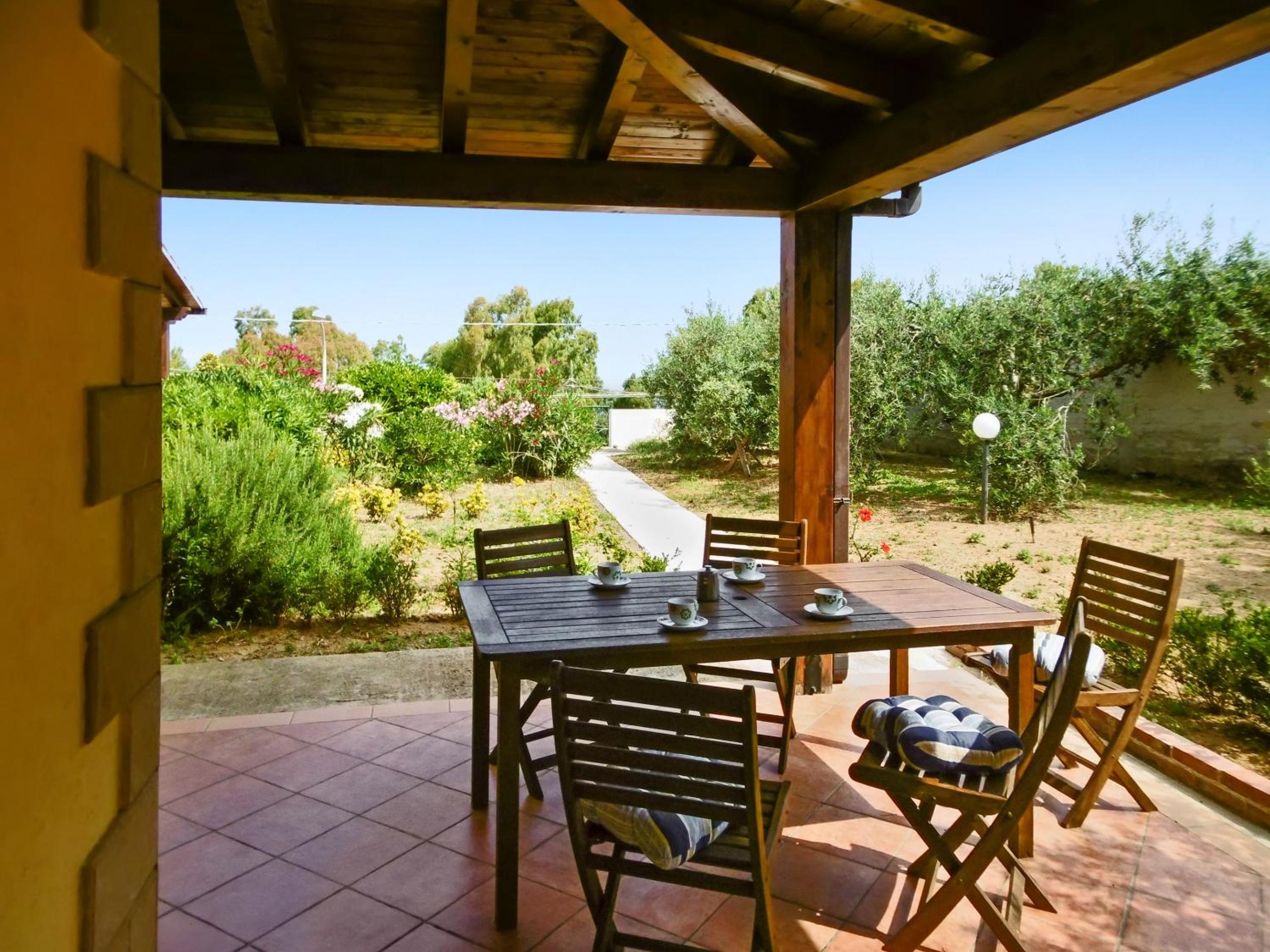Three-Bedroom Villa photo 2