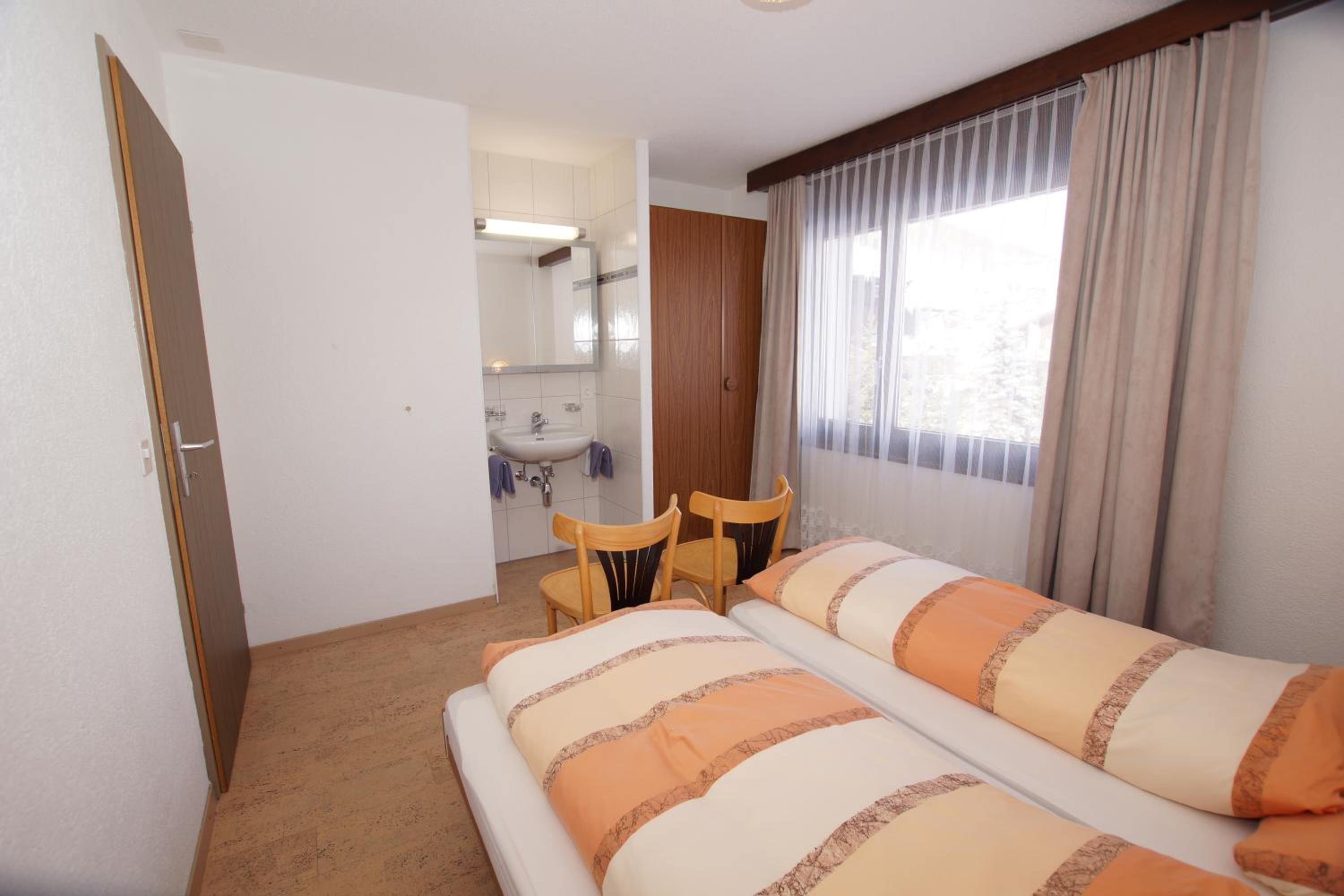 Two-Bedroom Apartment (6 Adults) photo 1