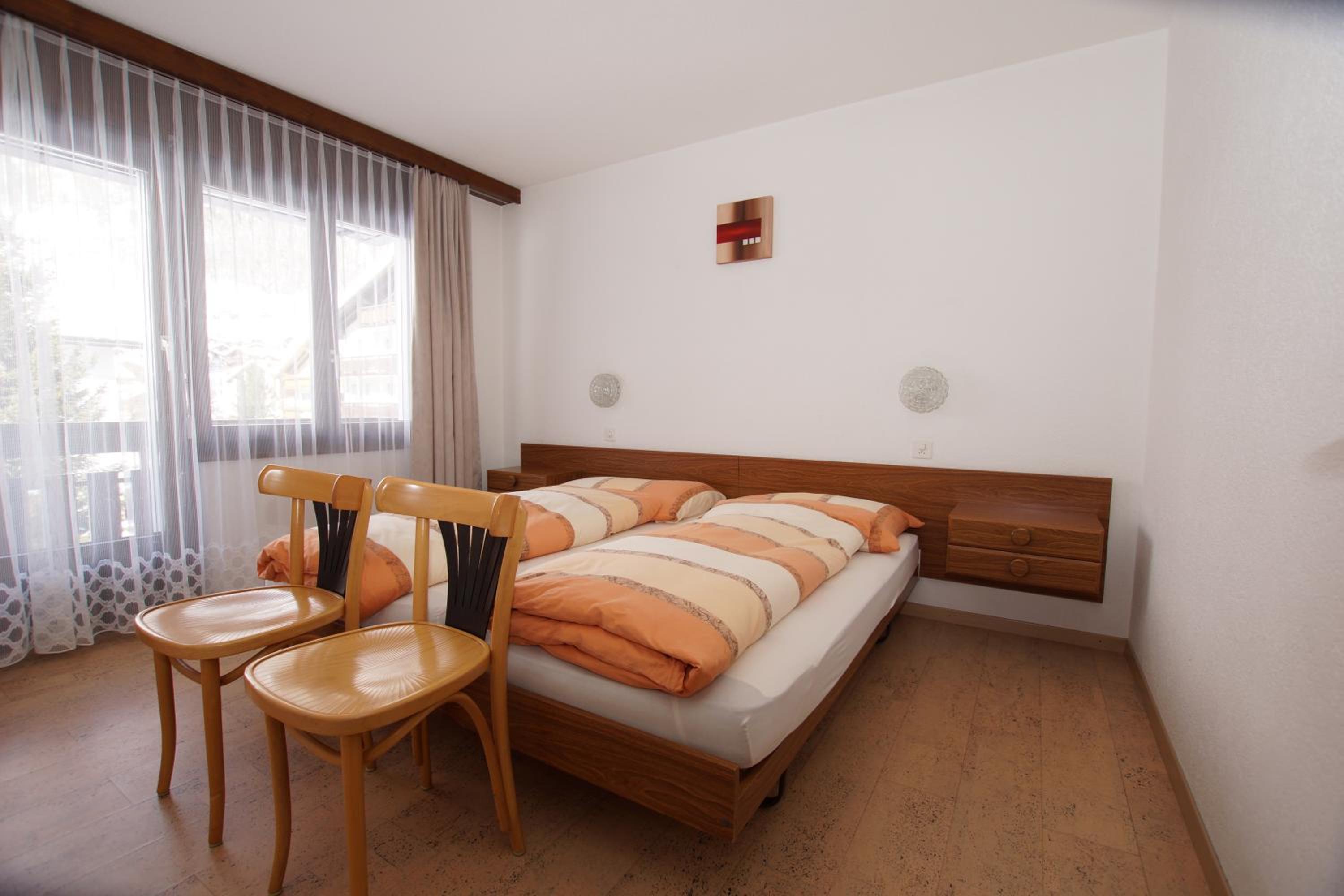 Two-Bedroom Apartment (6 Adults) photo 3