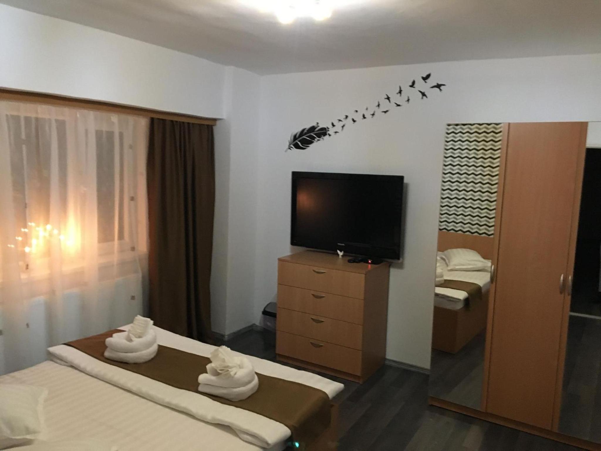 Two-Bedroom Apartment - Photo 5