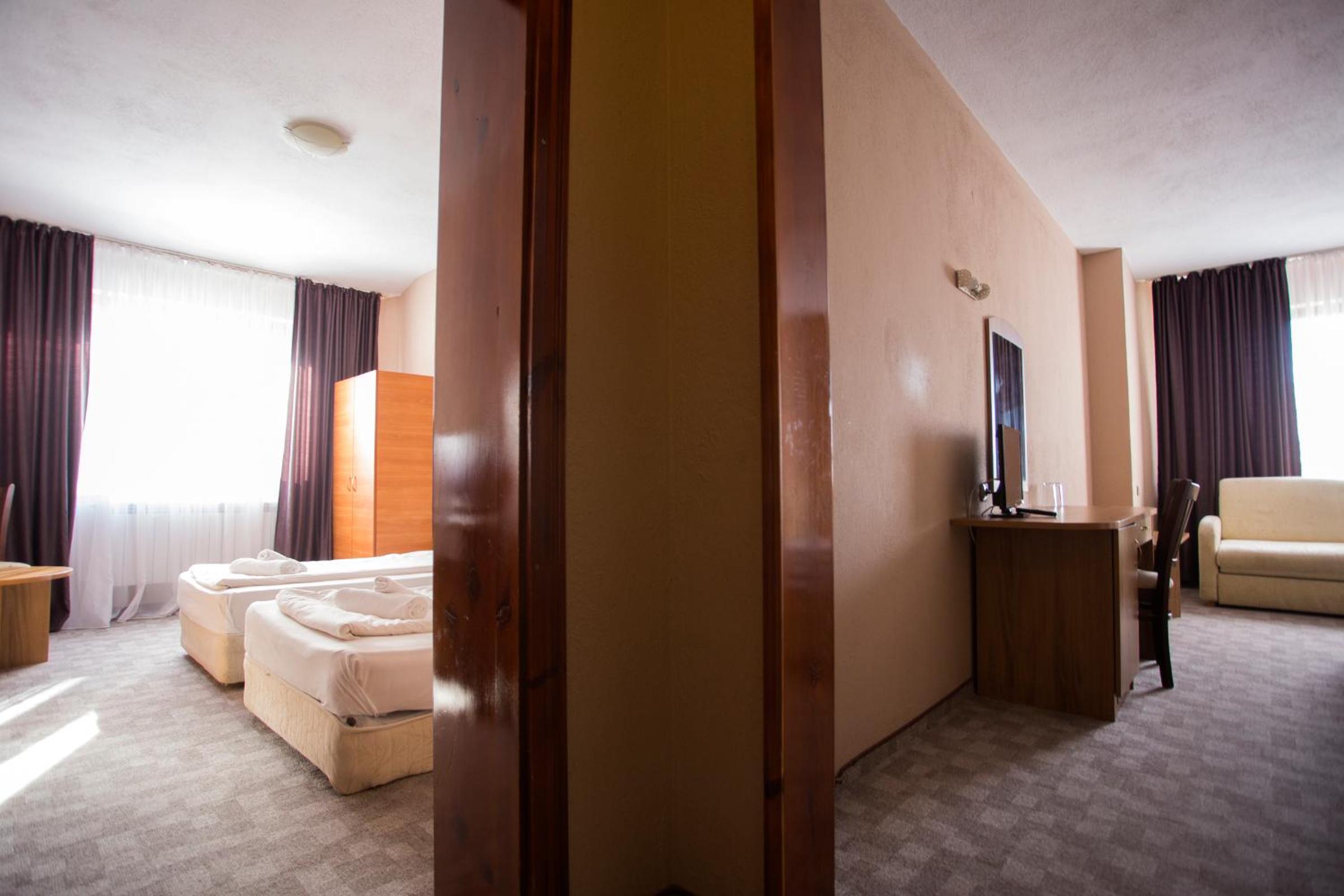 Two-Bedroom Apartment - Photo 17
