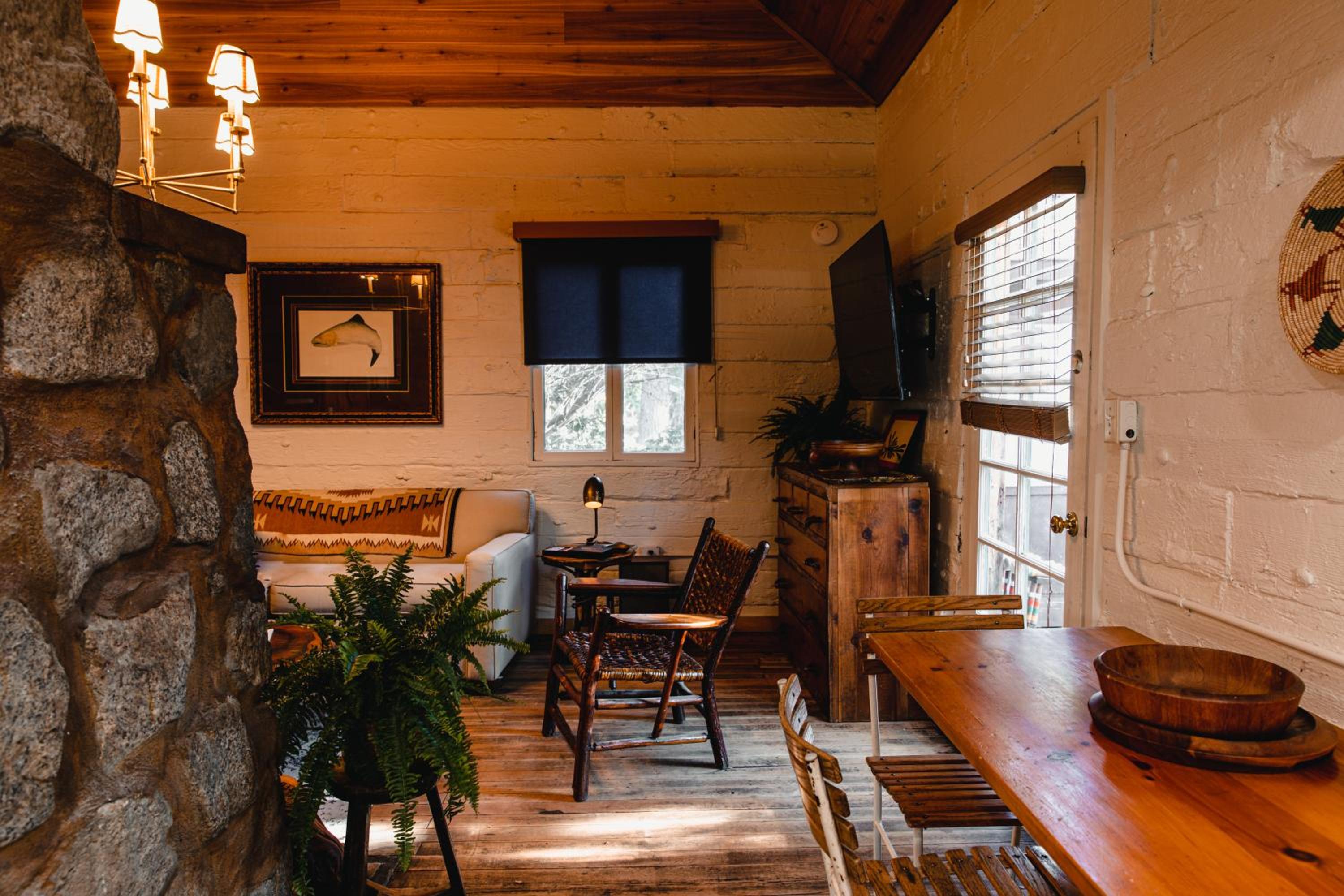 Deluxe Bungalow - Photo 9