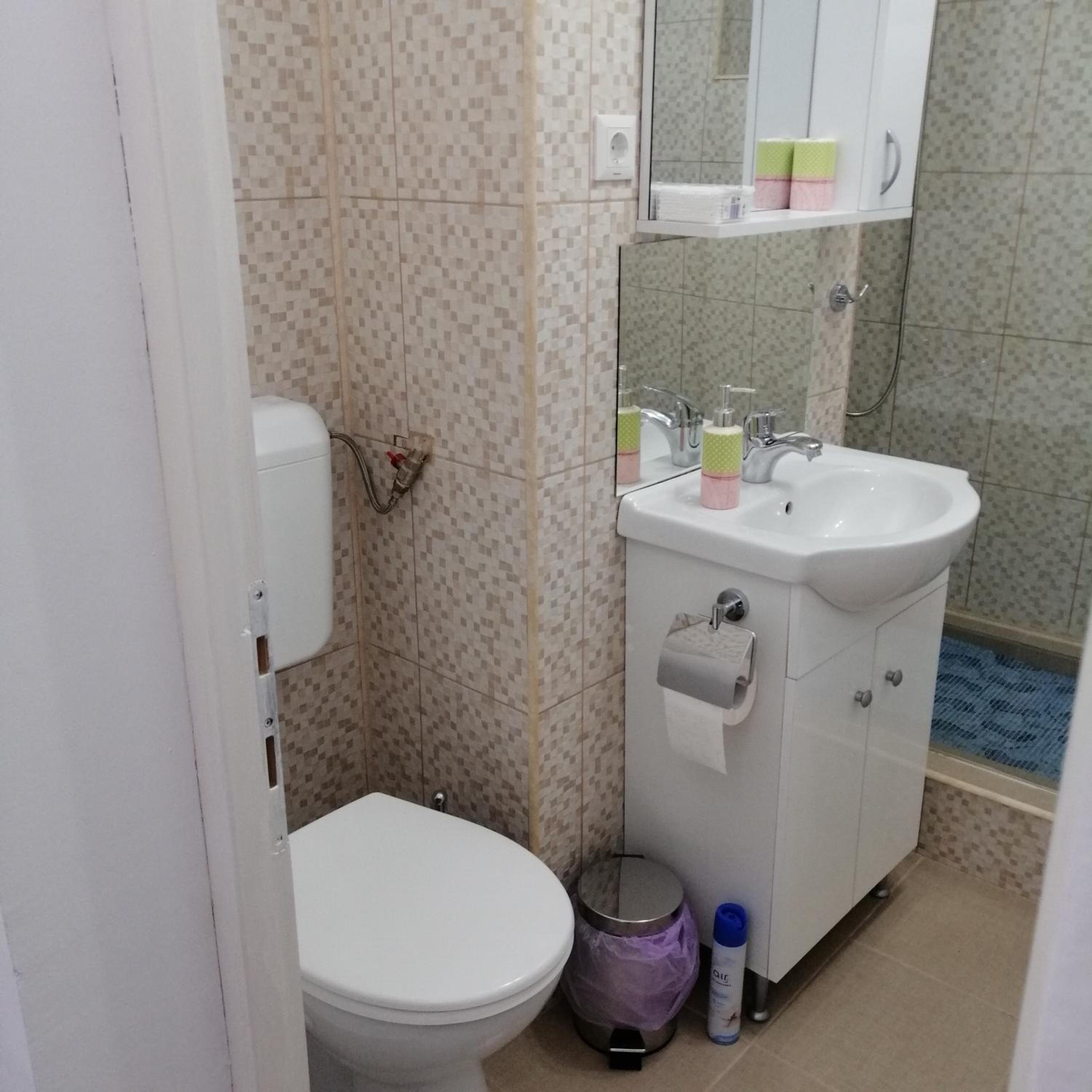 Two-Bedroom Apartment - Photo 22