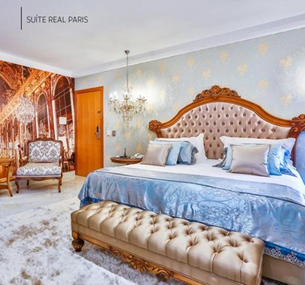 Paris Royal Suite