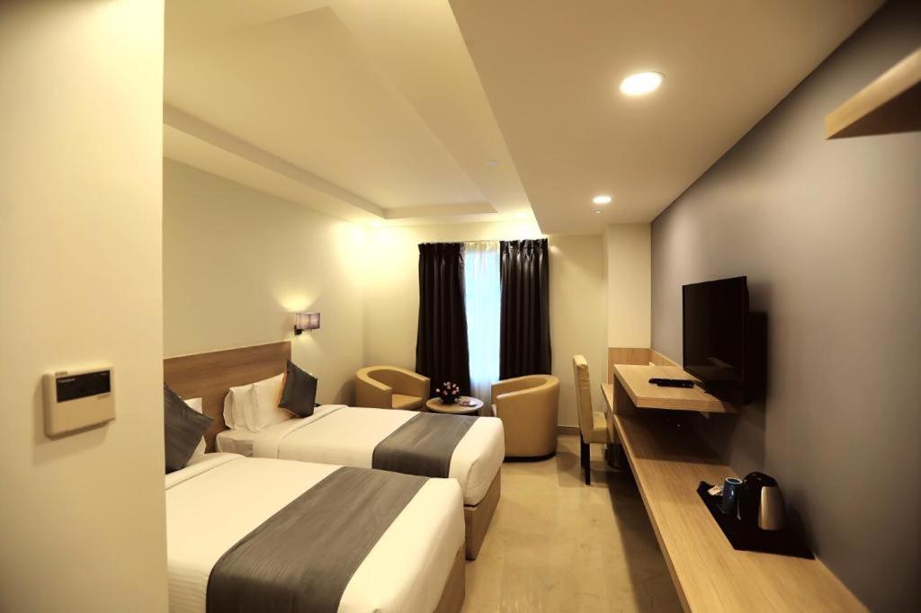 Deluxe Double or Twin Room
