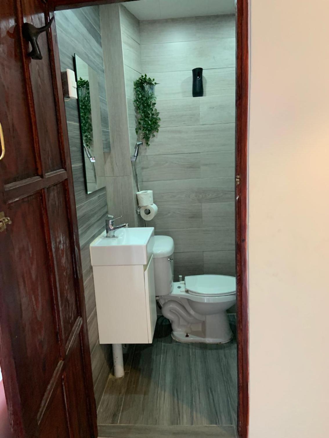 Double Room with Private Bathroom photo 3