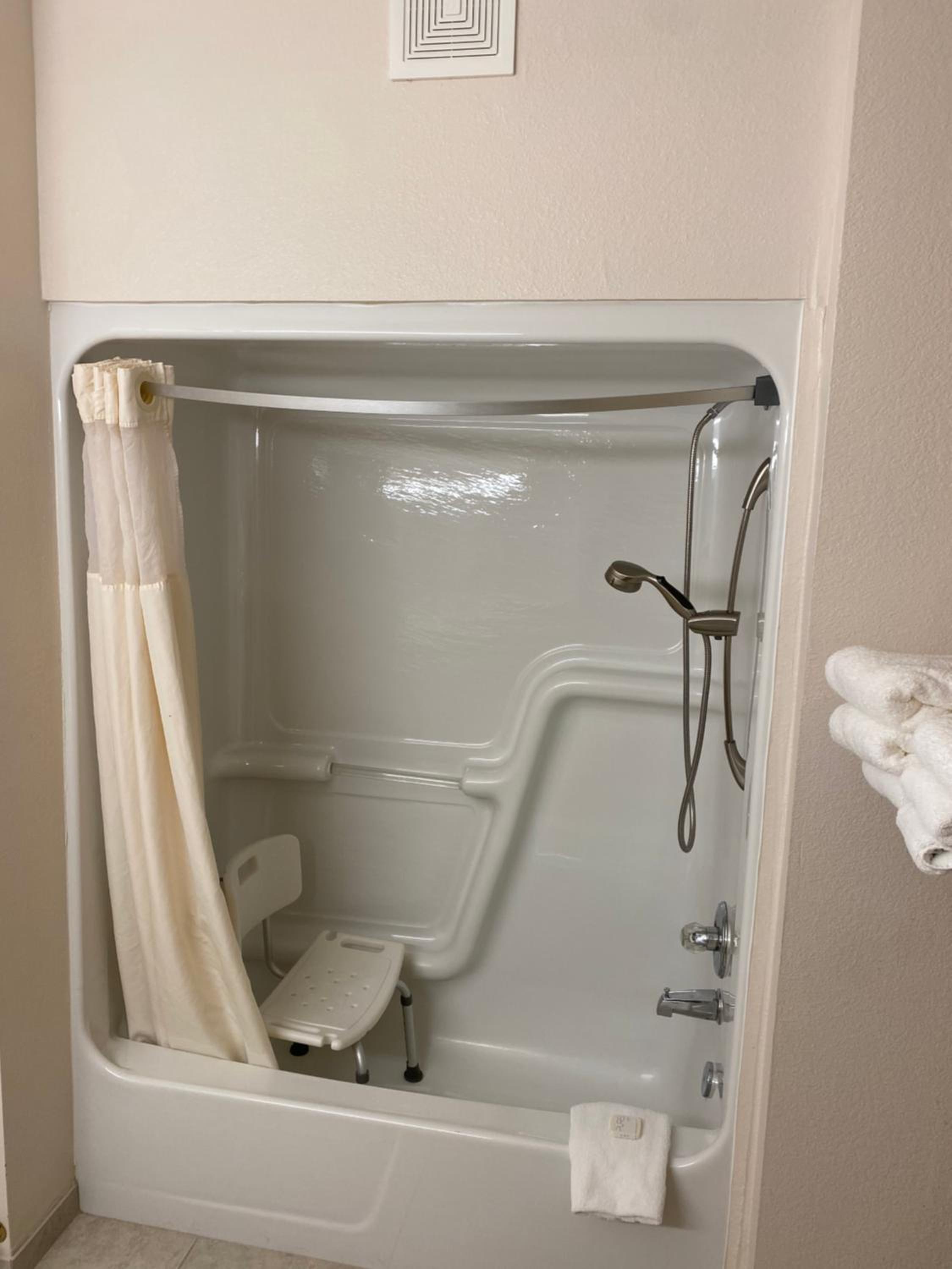 Double Room - Disability Access photo 2