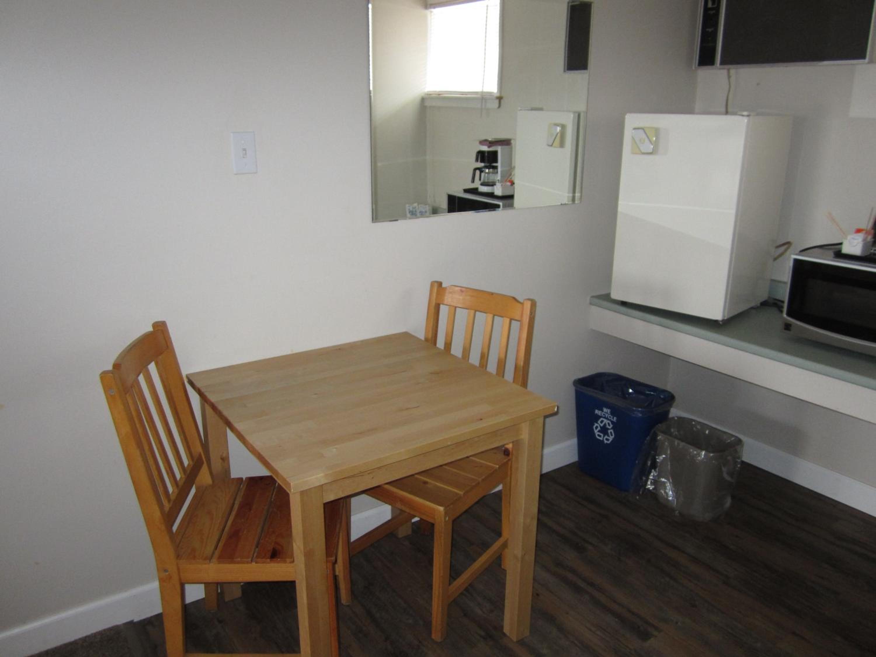 Queen Room photo 3