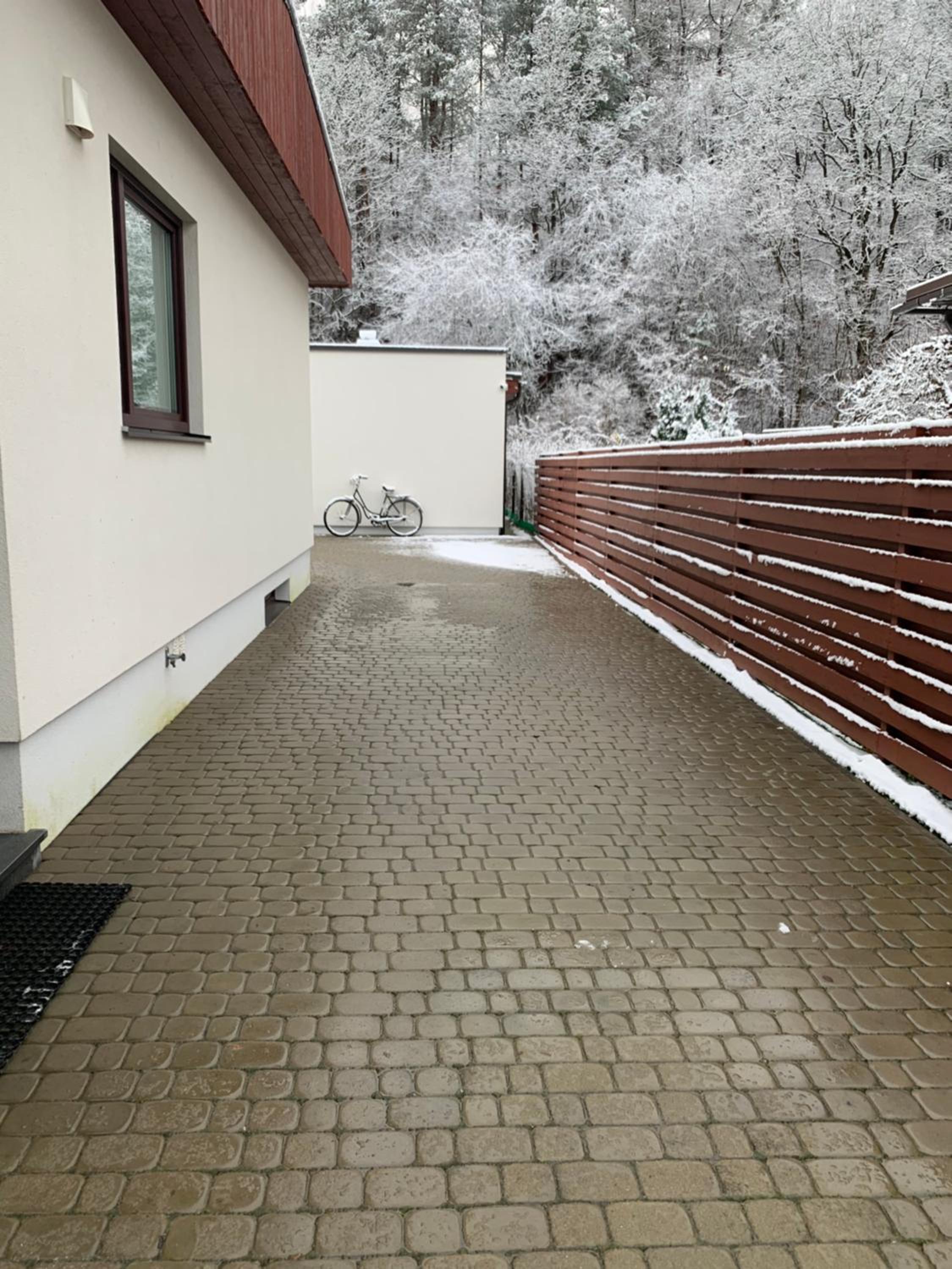 Villa photo 2