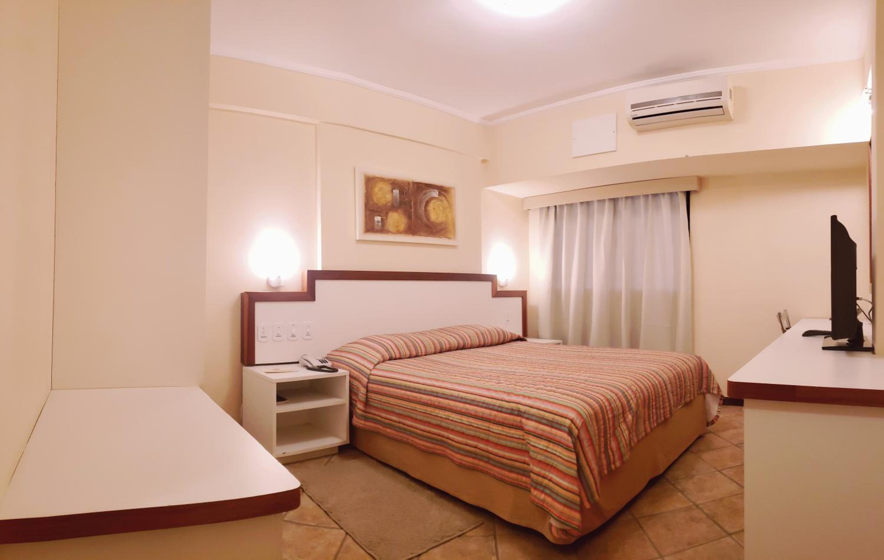 Deluxe Triple Room photo 3