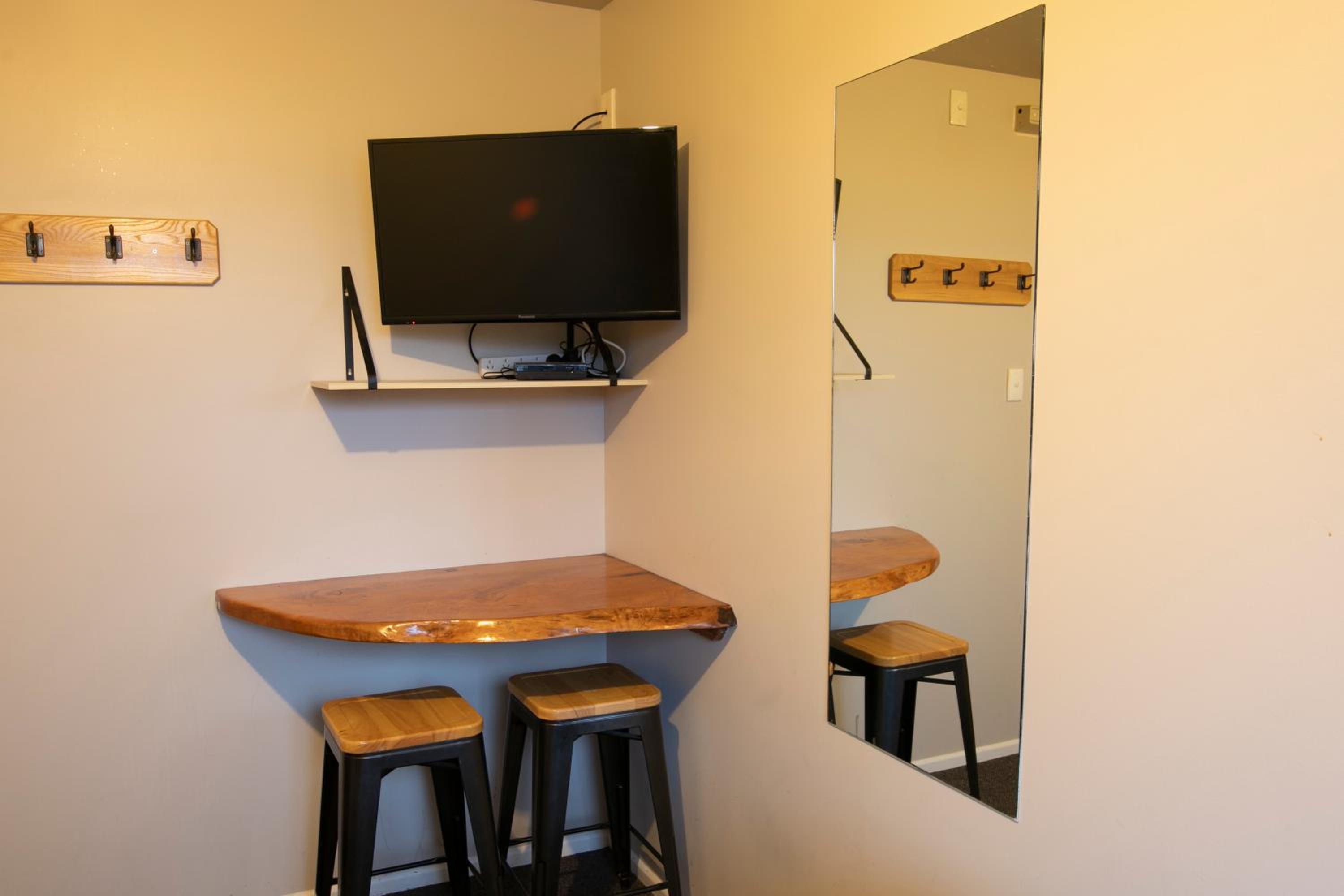 Twin Room with Shared Bathroom photo 3