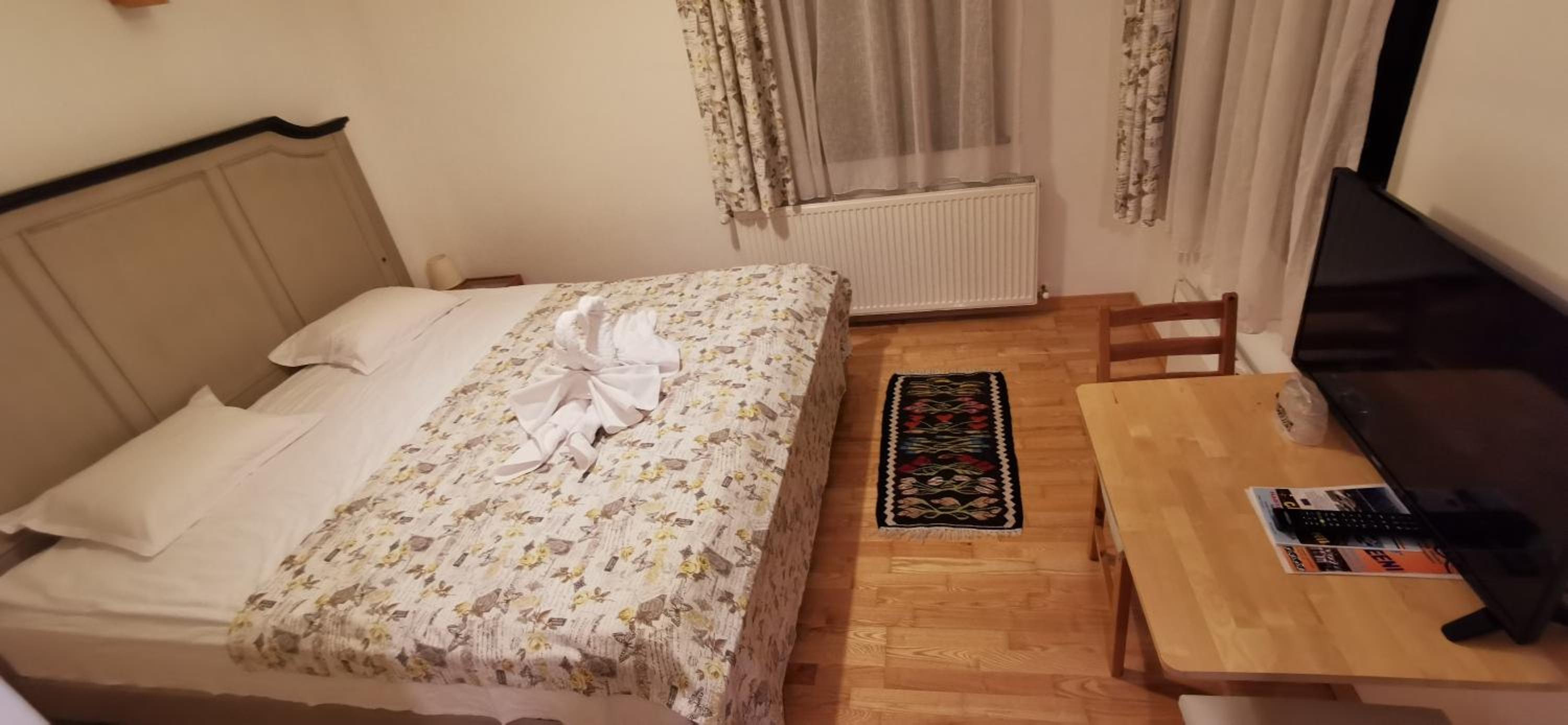 Twin Room With Bathroom photo 1