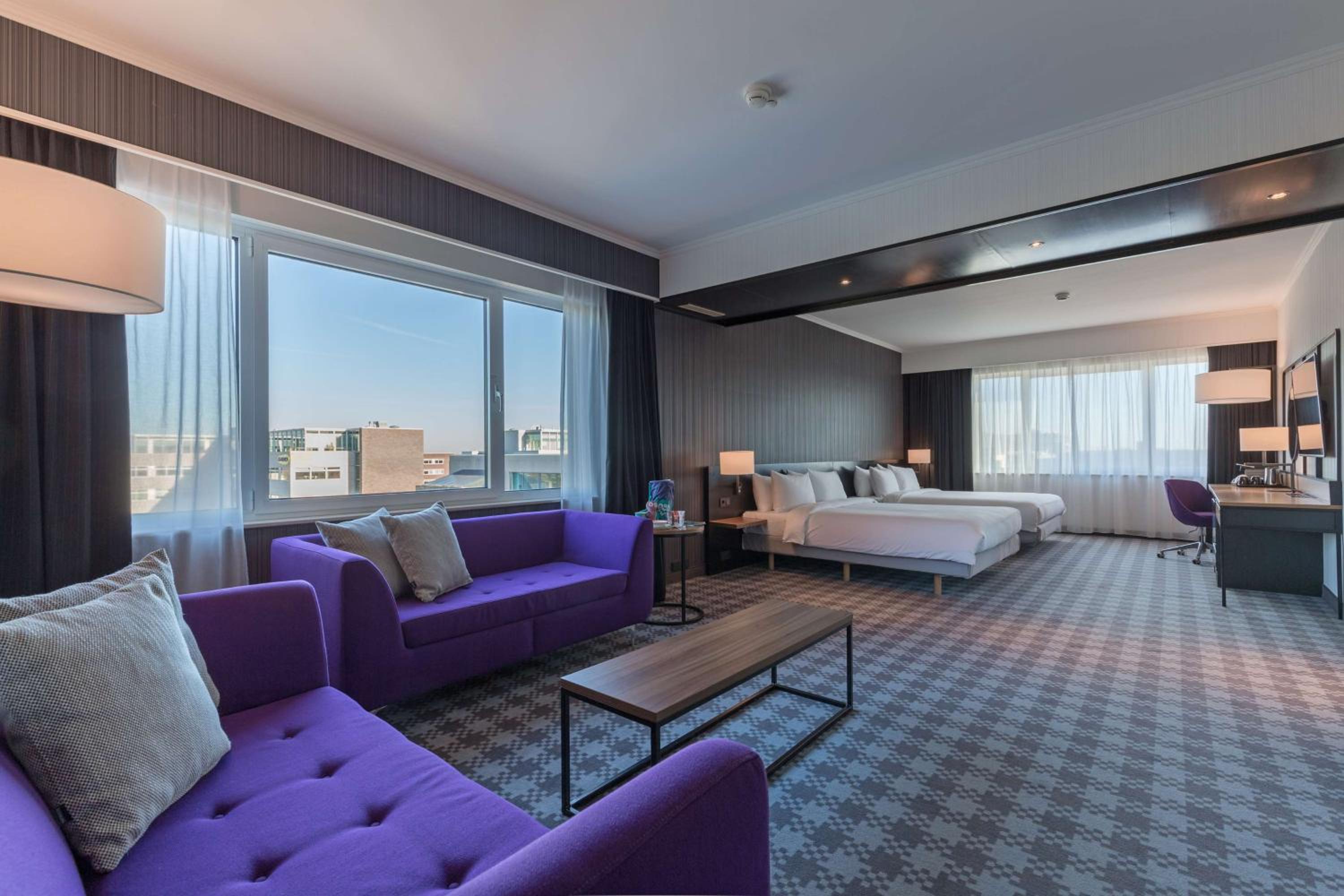 Suite - Photo 4