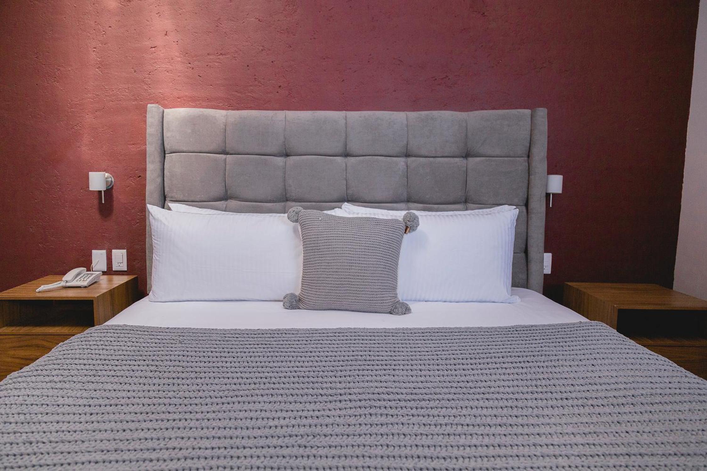 Standard King Room - Photo 3
