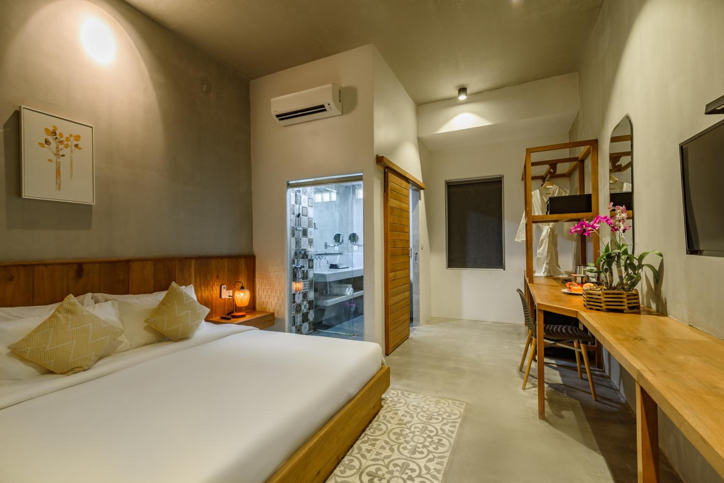 Double Room with Garden View - Photo 6