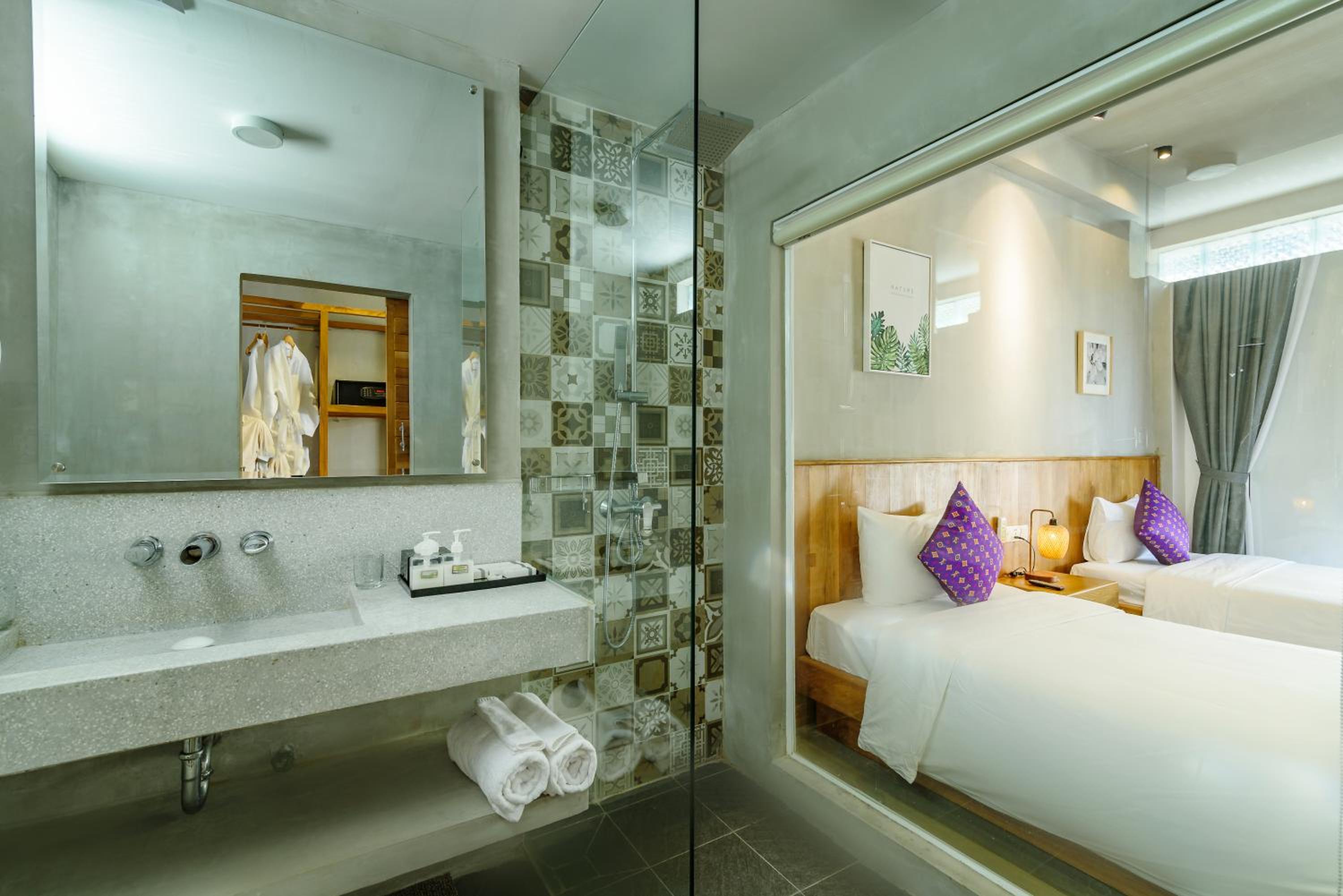 Twin Room with Garden View - Photo 5