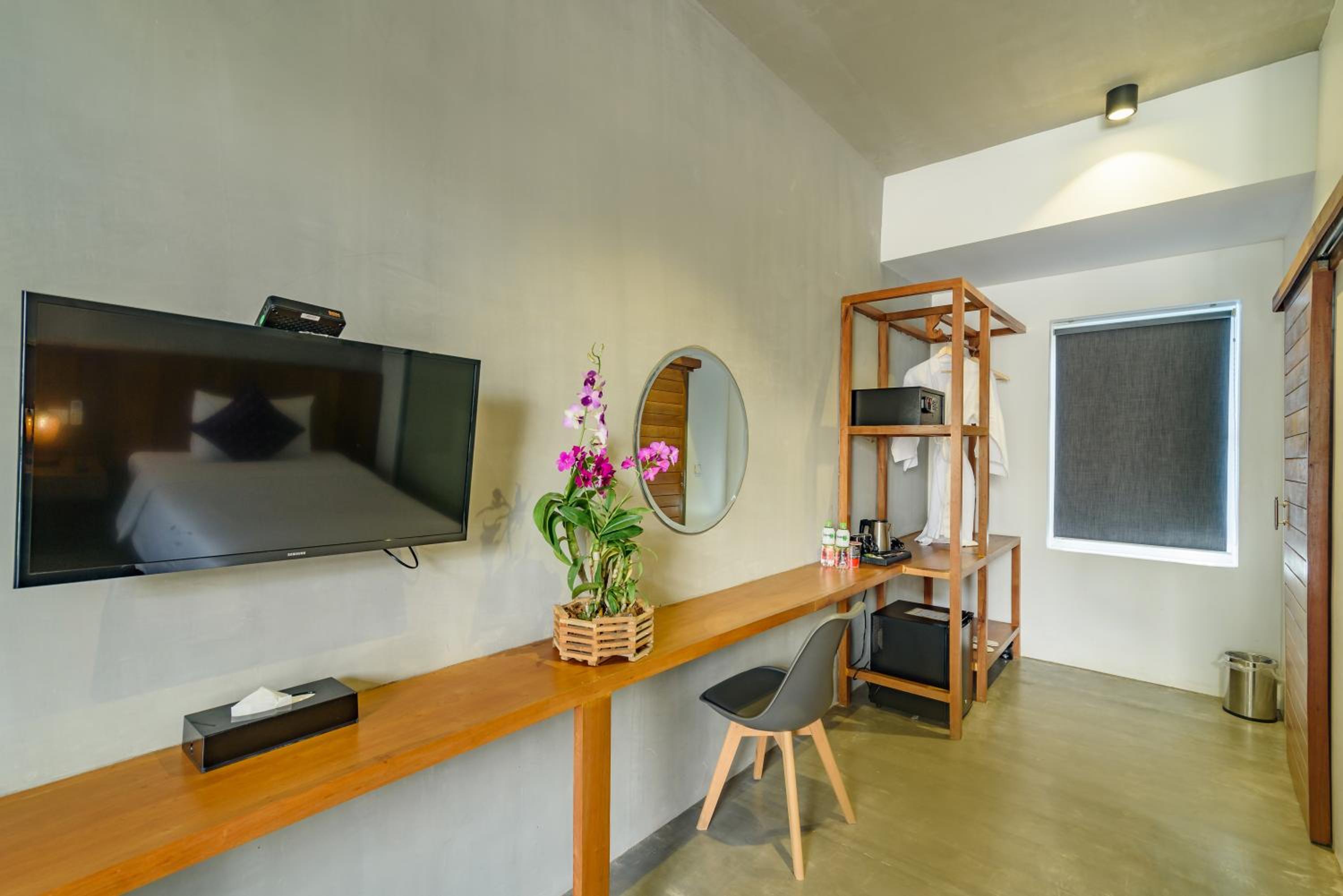 Twin Room with Garden View - Photo 8