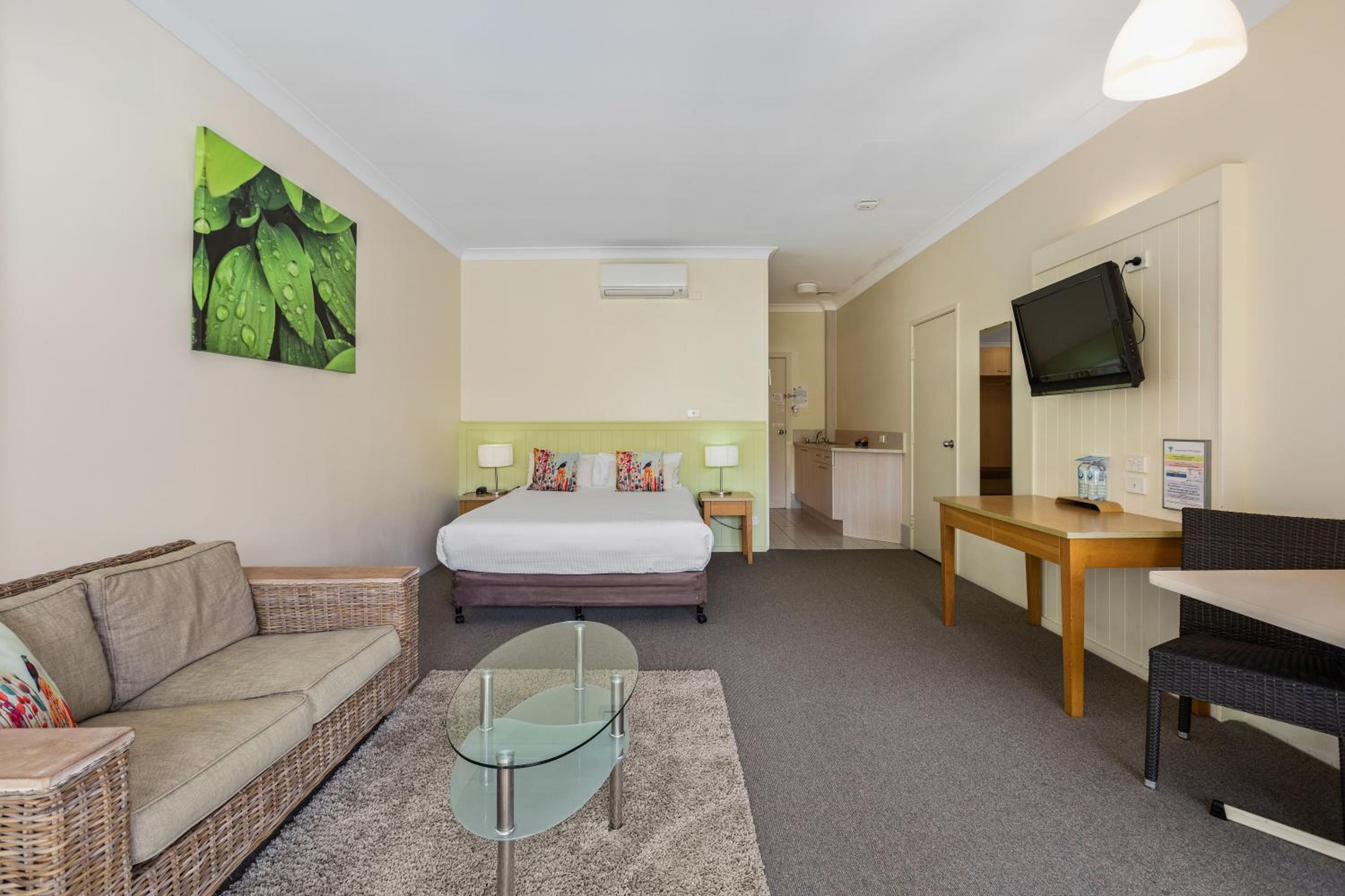 Deluxe Queen Room photo 1