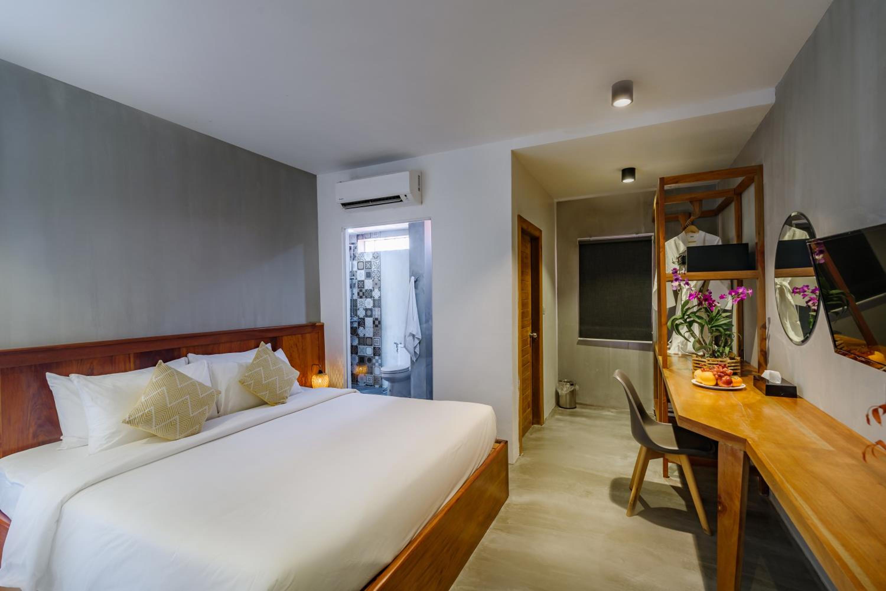 Family Room with Sea View - Photo 8