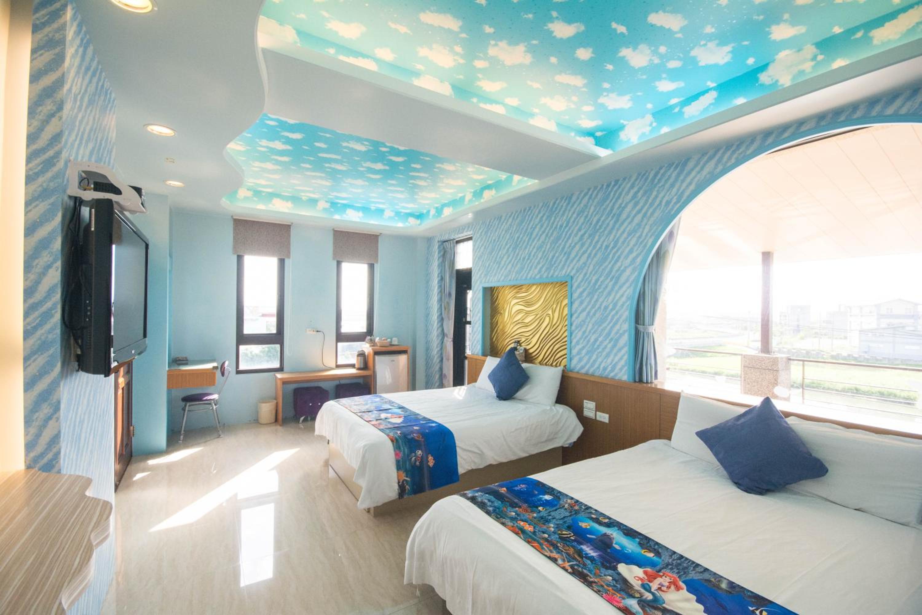 Quadruple Room with Balcony photo 1