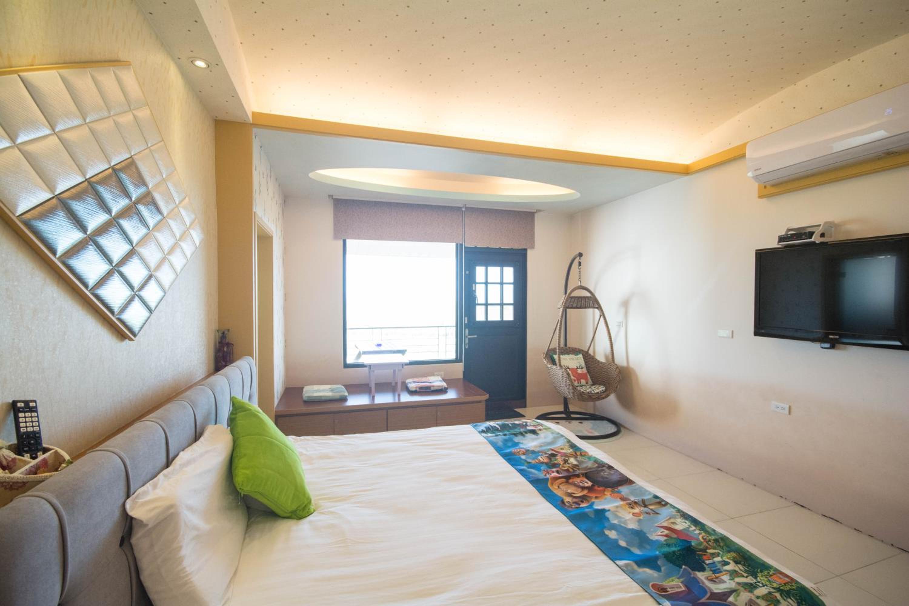 Deluxe Double Room with Balcony and Sea View photo 2
