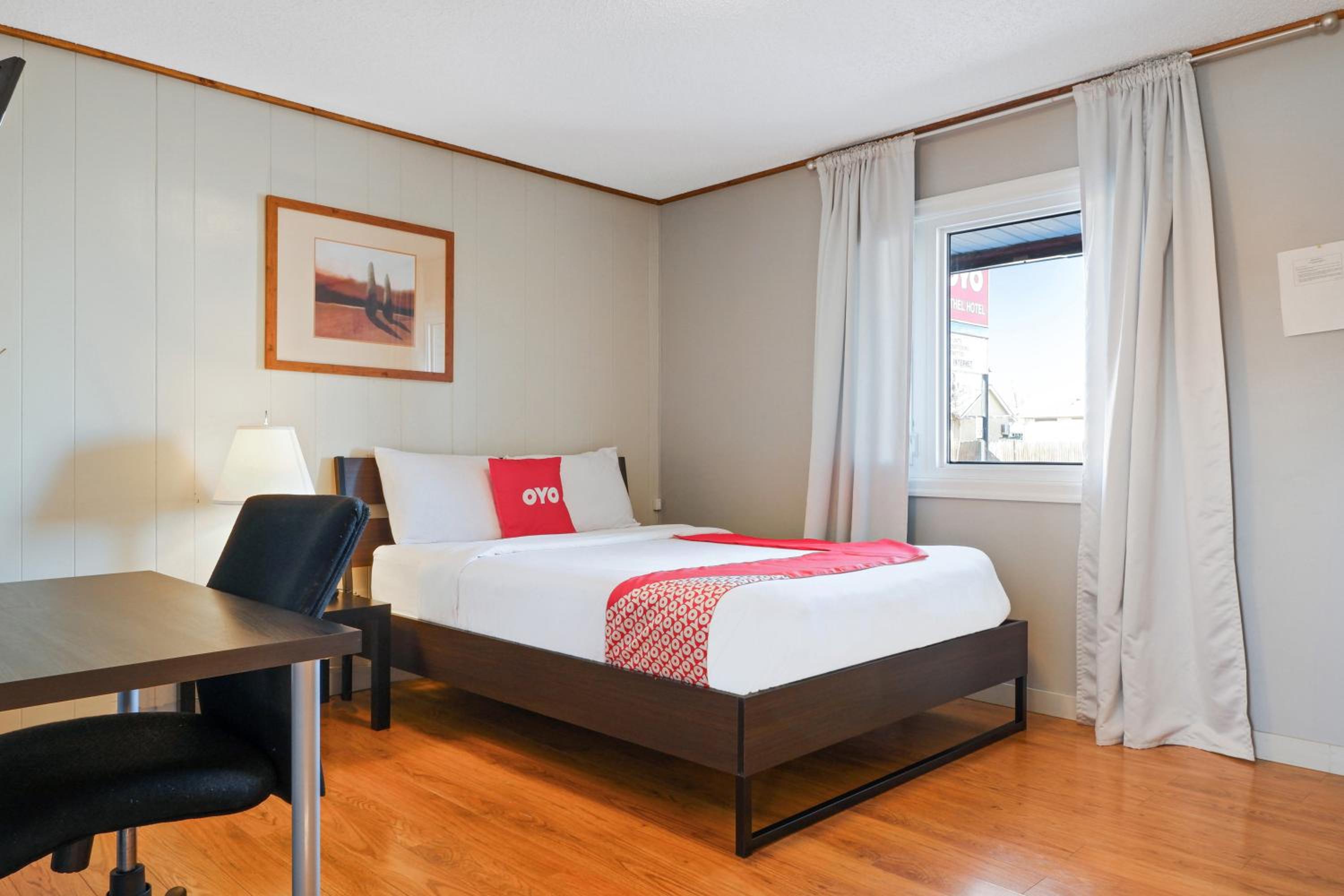 Queen Room with Two Queen Beds - Photo 1