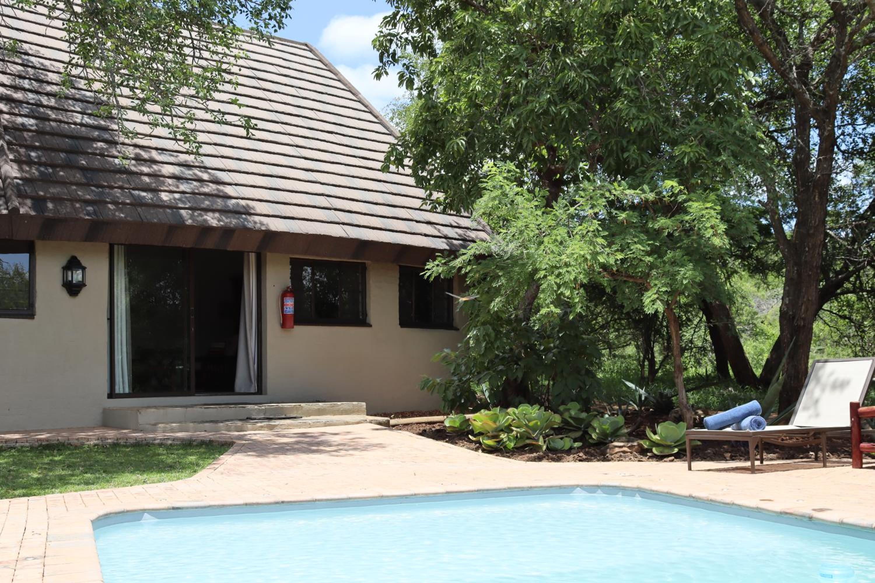 Villa photo 2