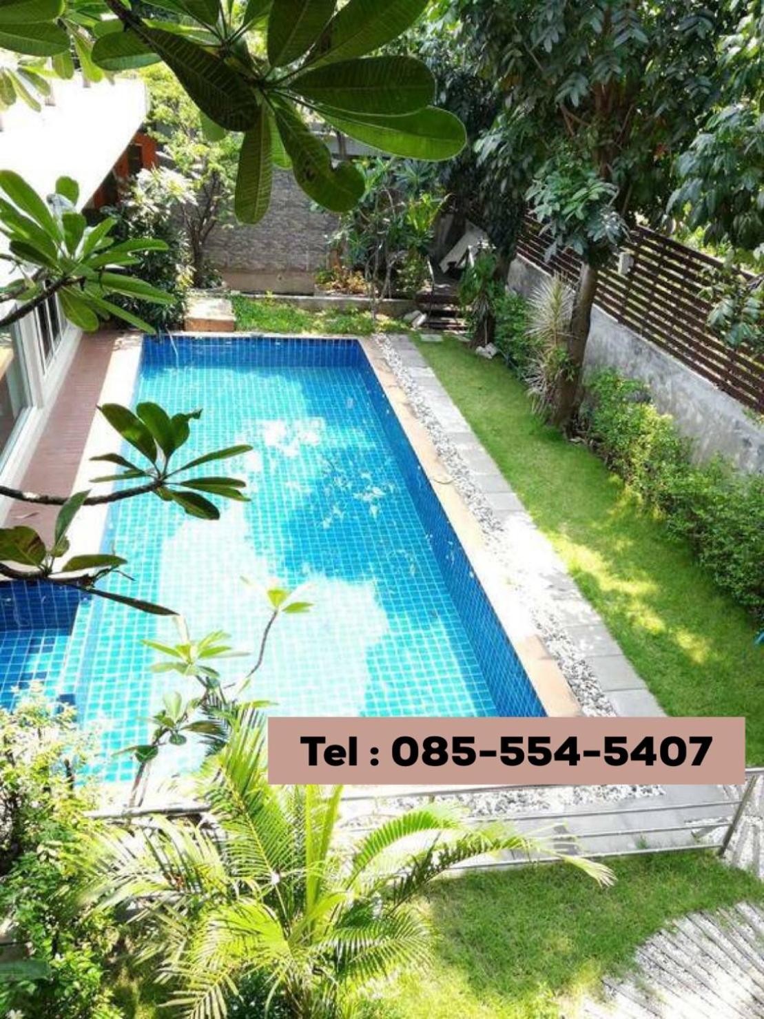 Budget Double Room with Private Bathroom - Photo 21