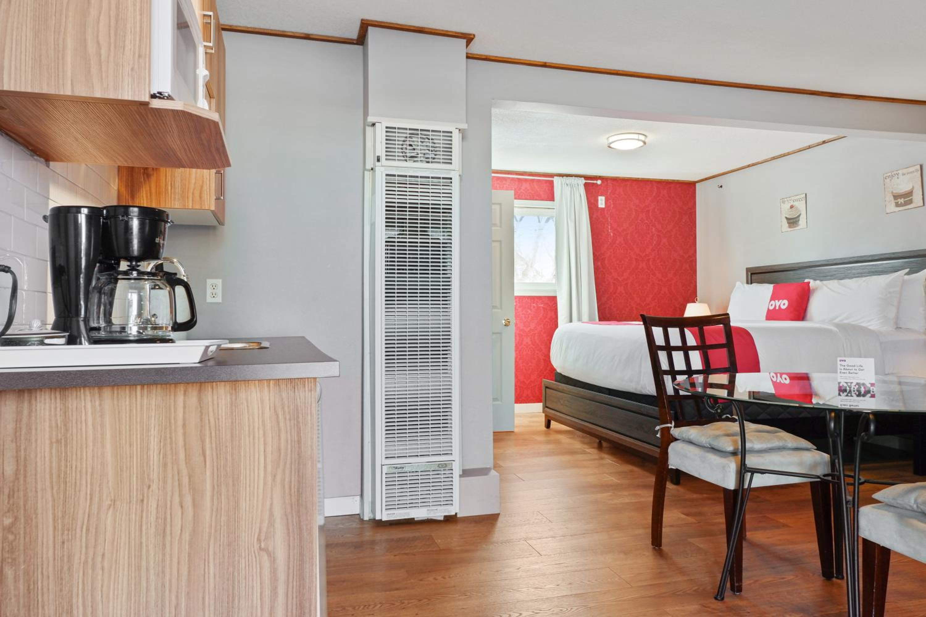Superior King Room - Photo 2