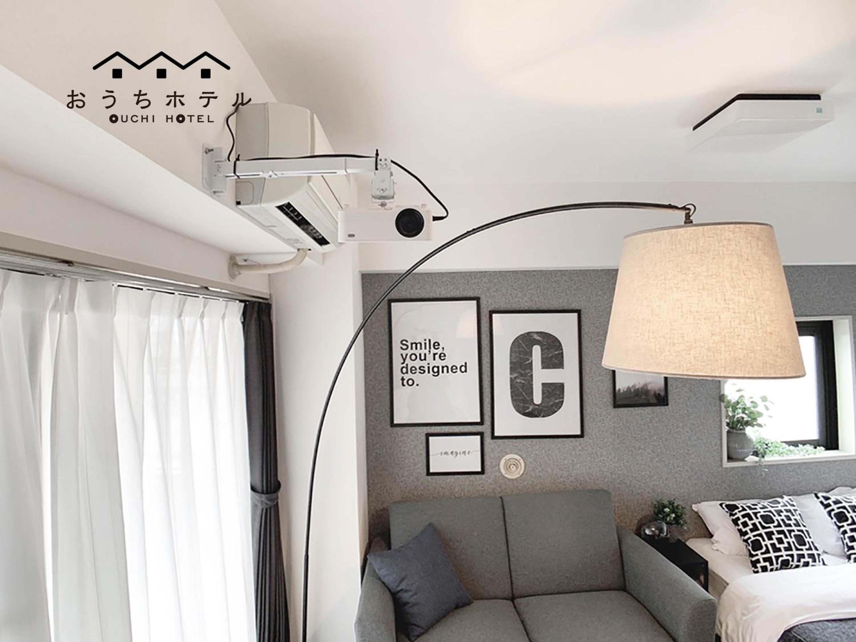 Studio with Balcony - Photo 18