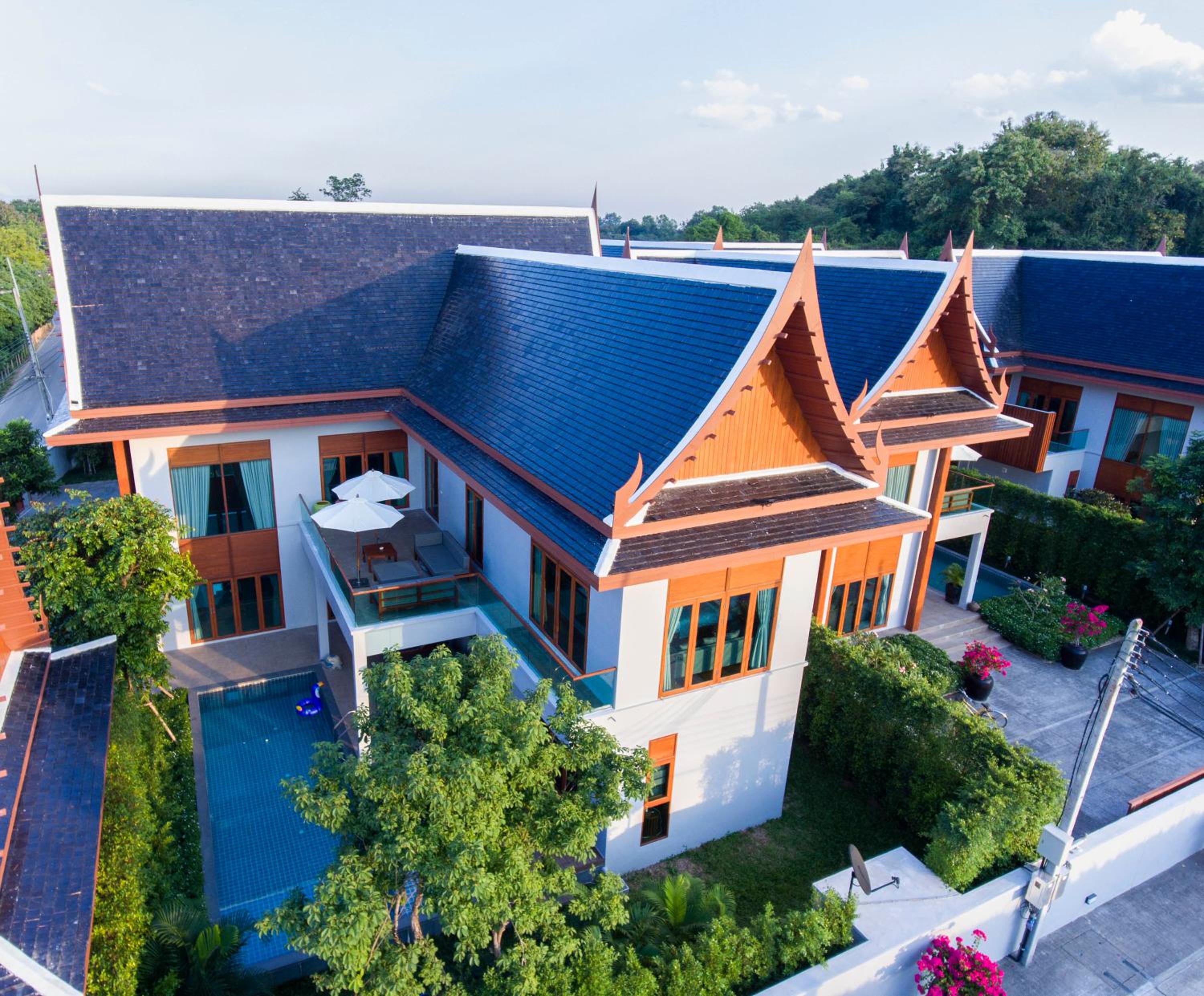 Grace Villa with Private Pool - Photo 30