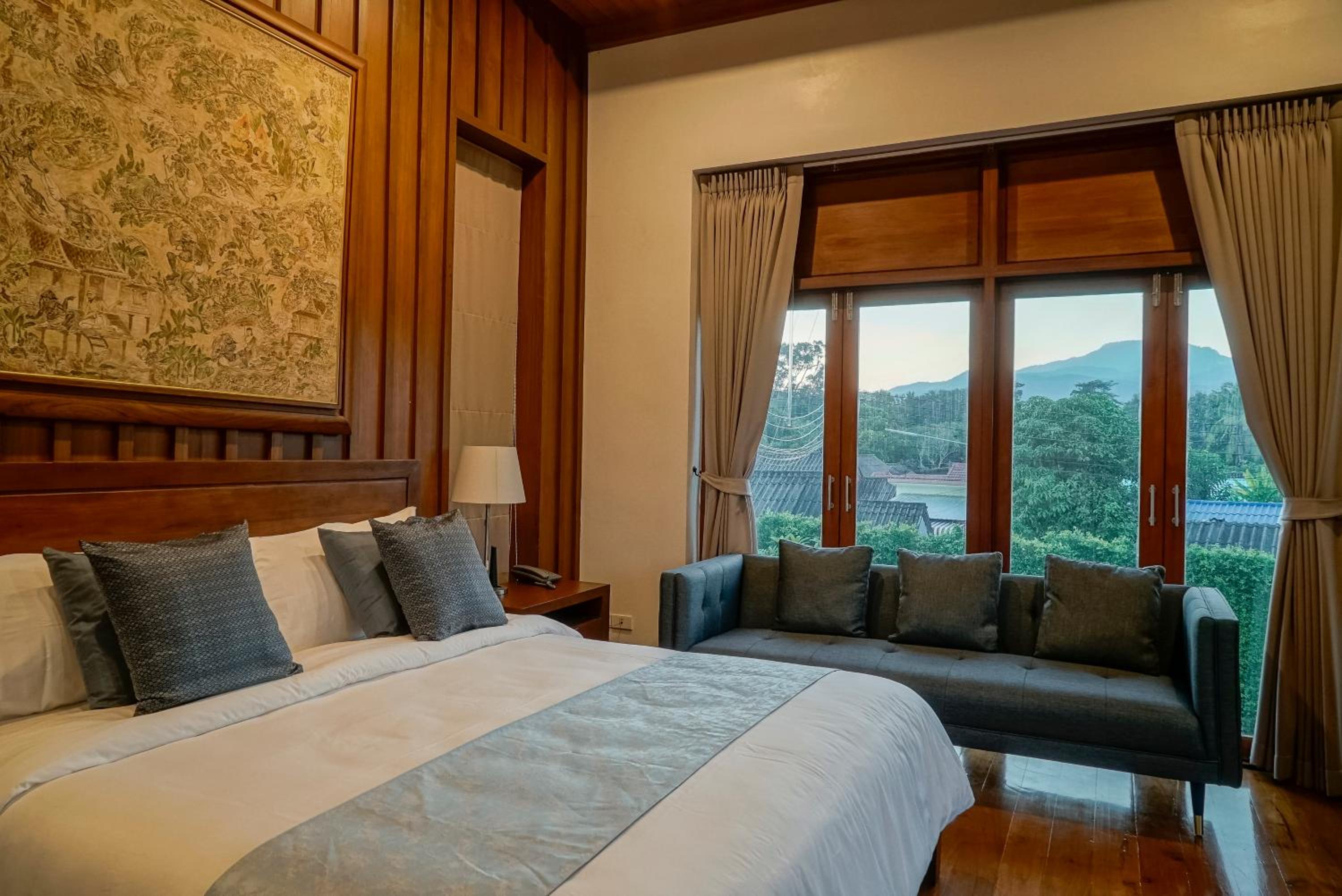 Grace Villa with Private Pool - Photo 16