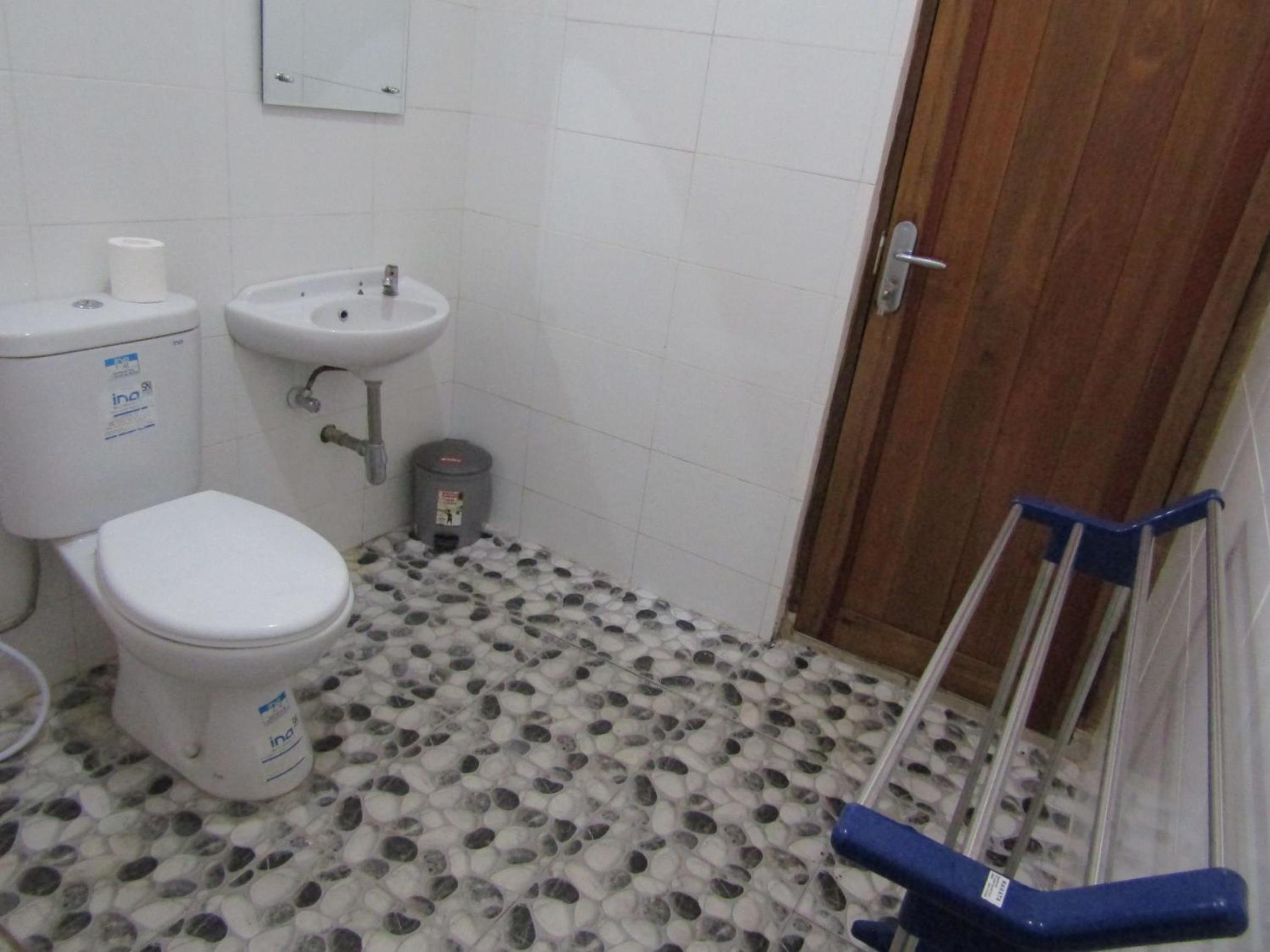 Deluxe Room - Photo 8